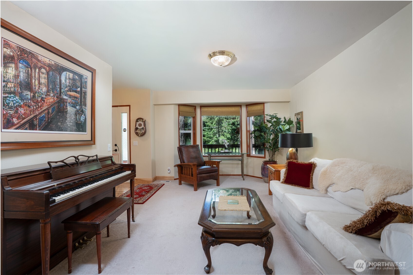 10717 Suncrest Drive Property Photo 4