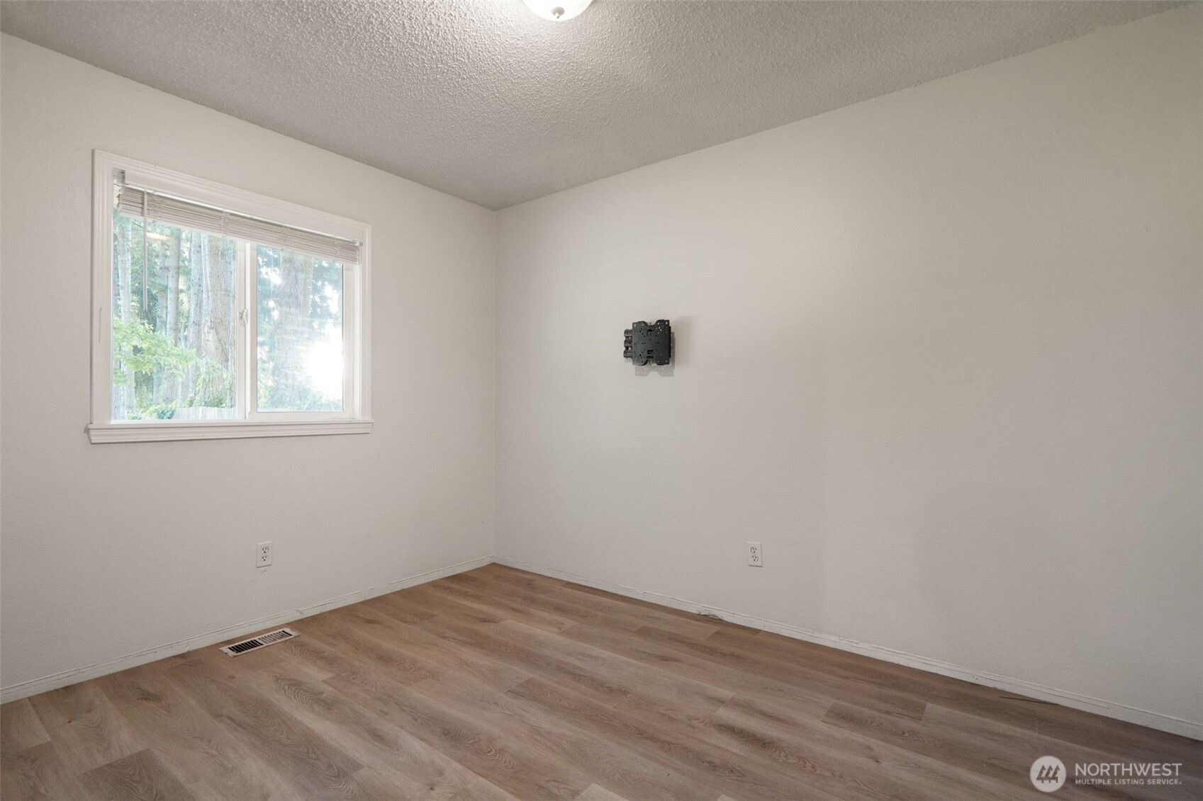4202 79th Avenue Property Photo 22