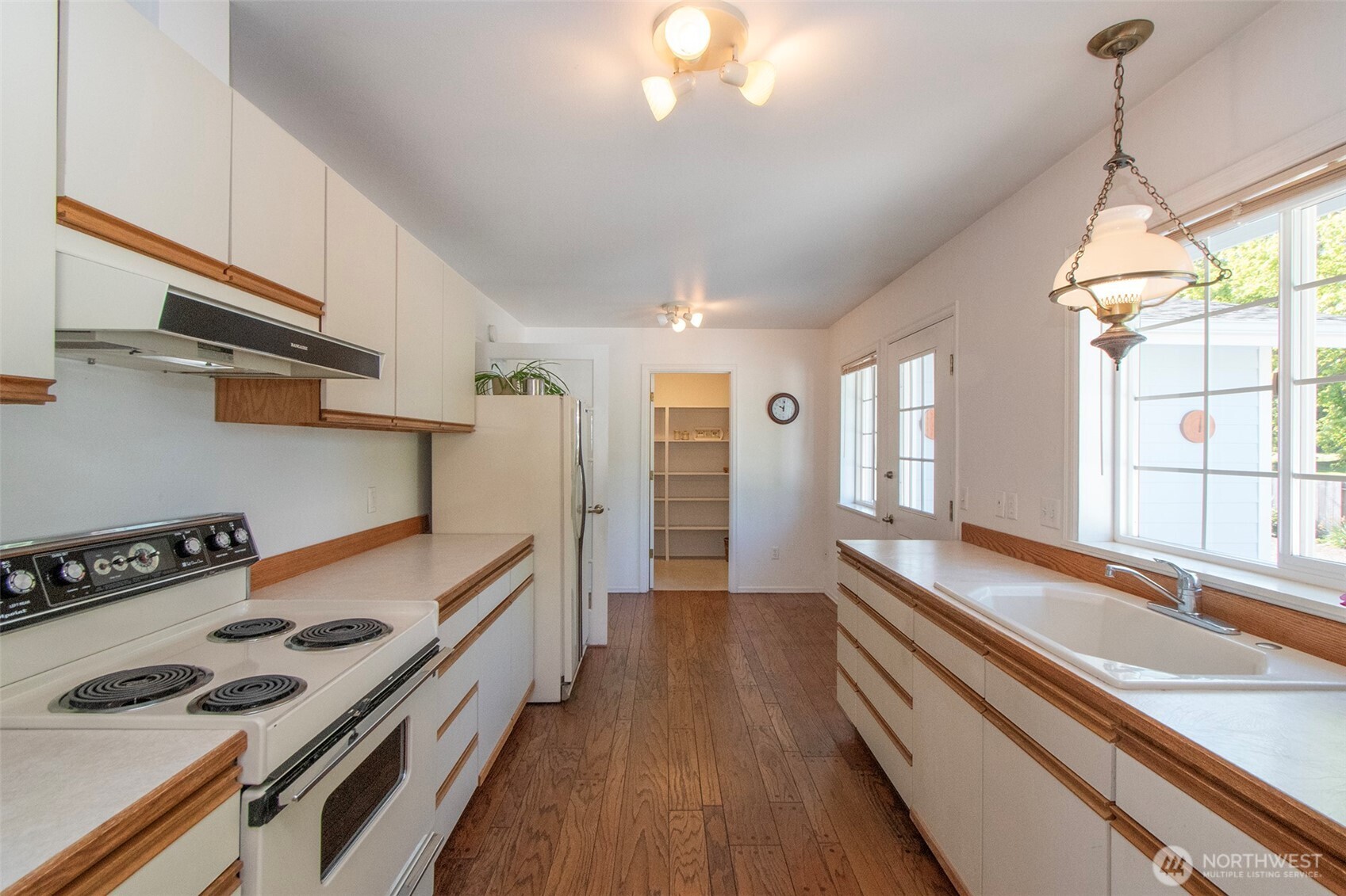 251 Meadowlark Lane Property Photo 11