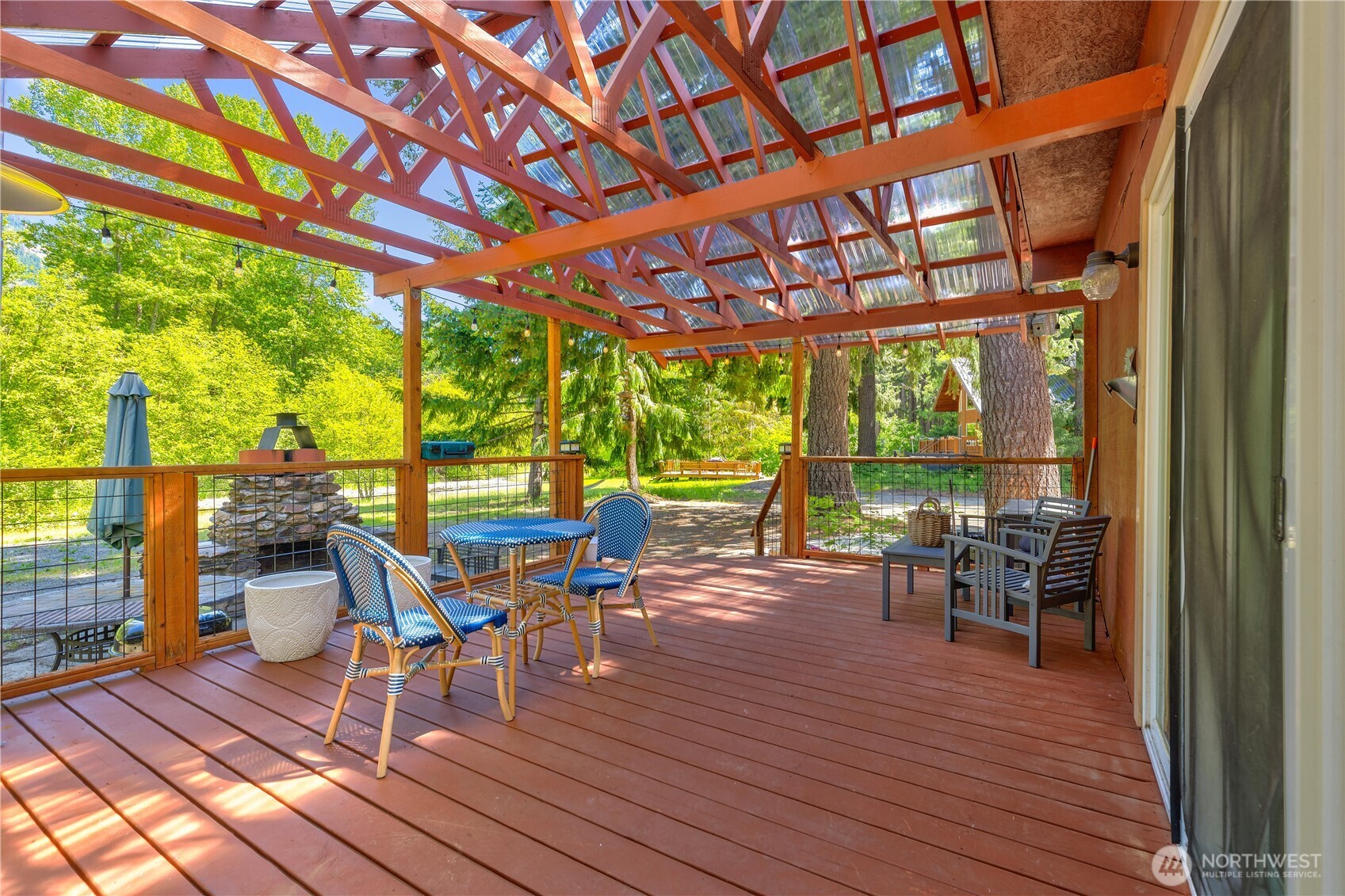 561 Sun Island Drive Property Photo 37