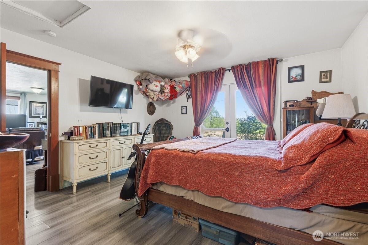 458 Partello Park Property Photo 23