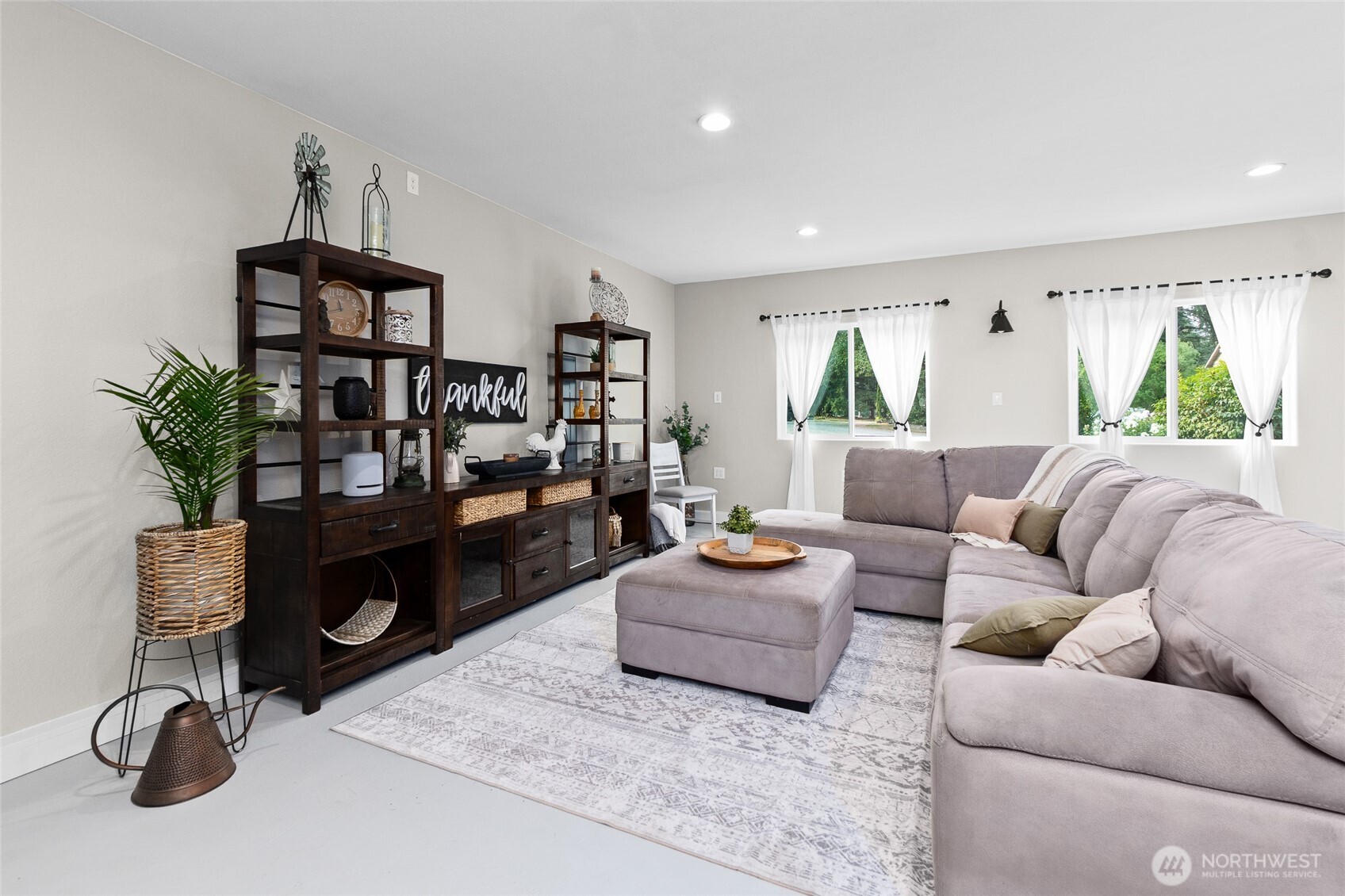 16115 243rd Street Property Photo 8
