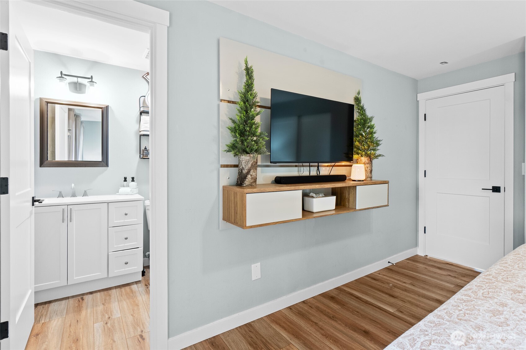 16115 243rd Street Property Photo 10