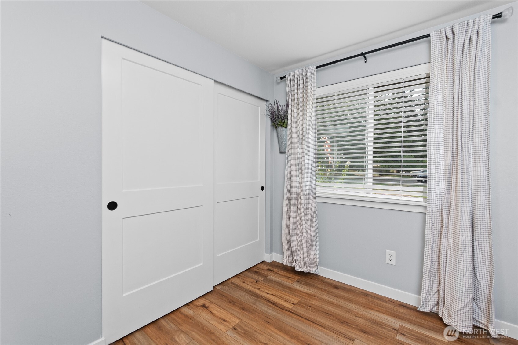 16115 243rd Street Property Photo 14
