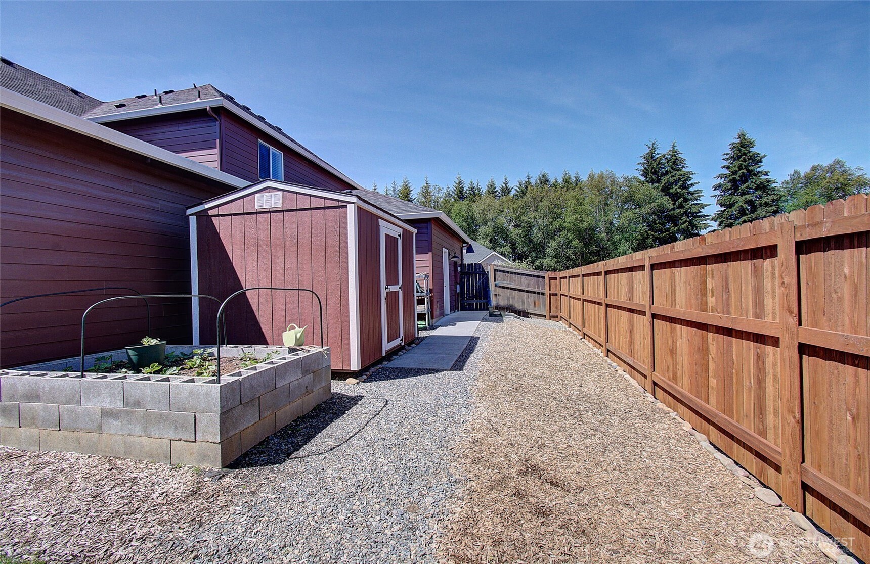 1919 Se 25th Way Property Photo 33