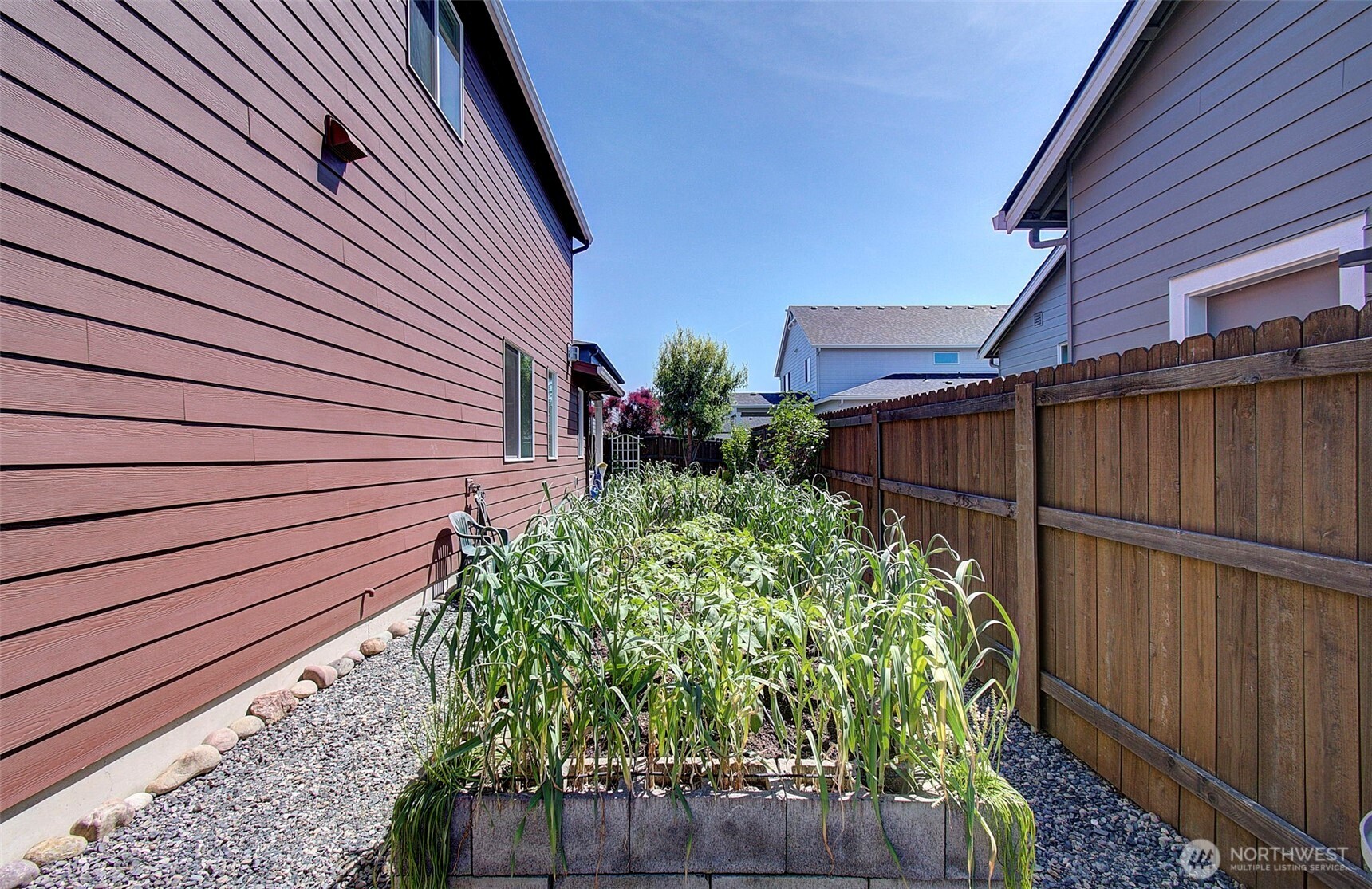 1919 Se 25th Way Property Photo 34