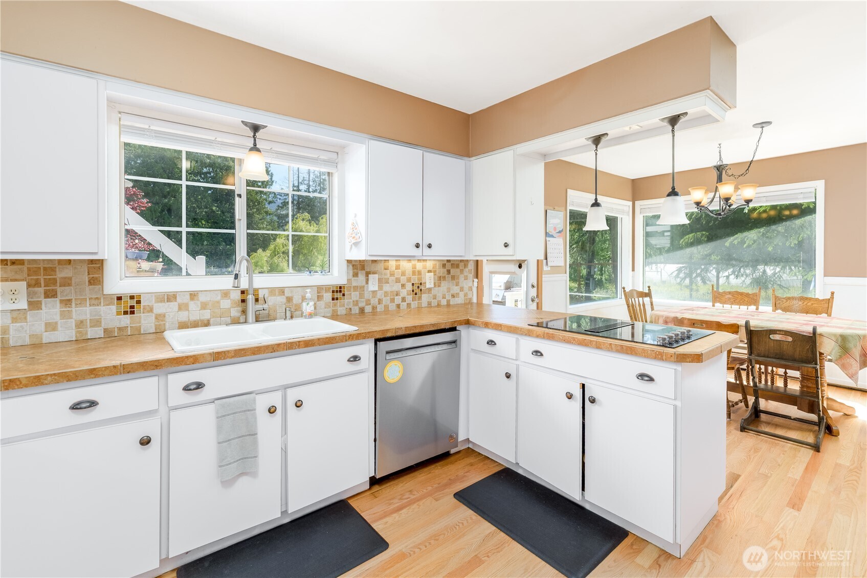 4003 S Tiller Road Property Photo 8