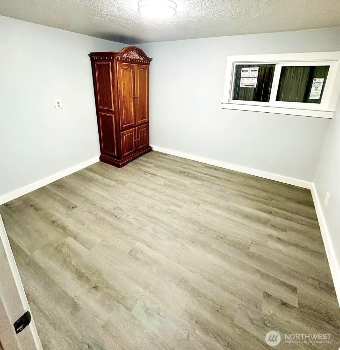 10033 Des Moines Memorial Drive Property Photo 24