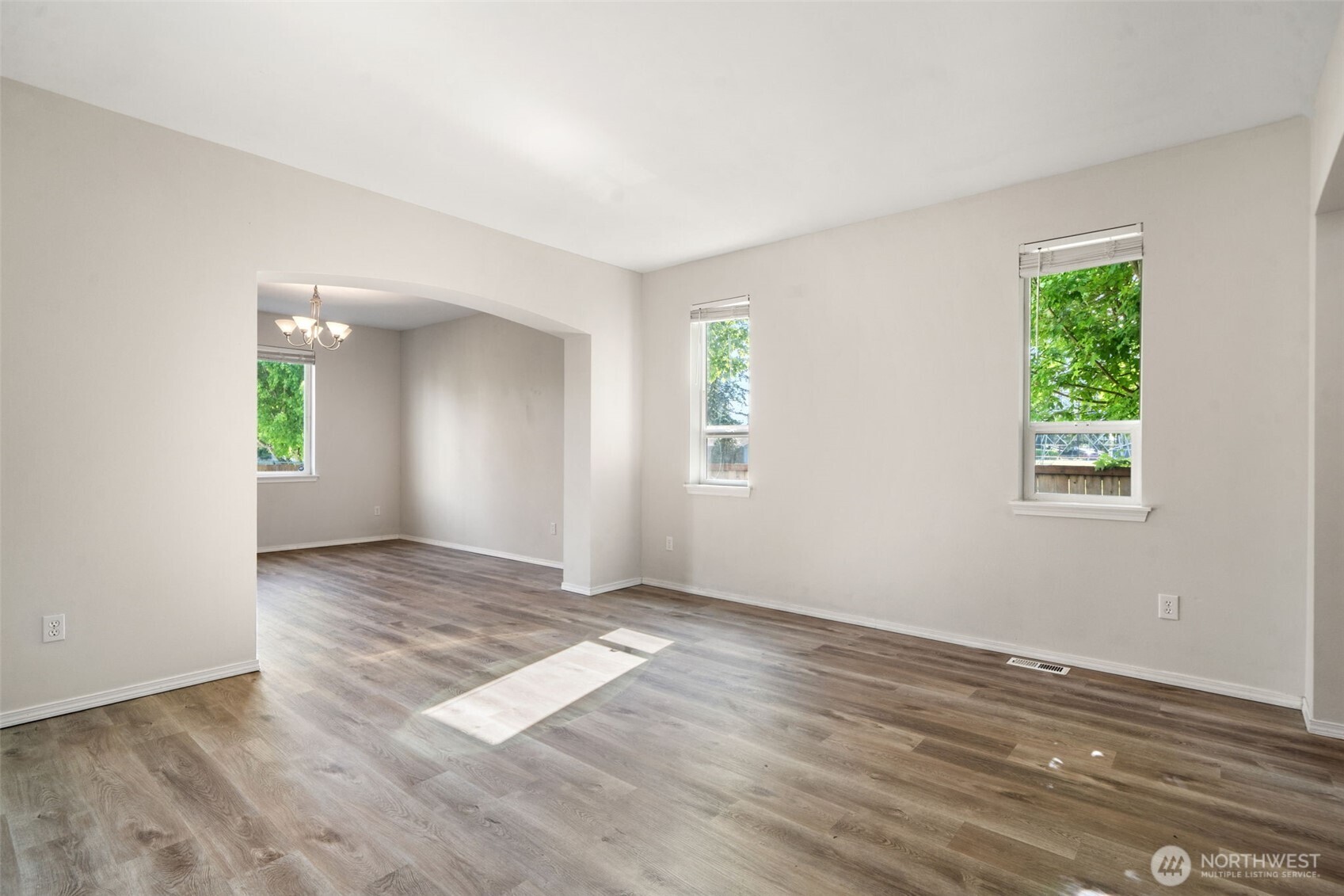 6602 159th Street Property Photo 8