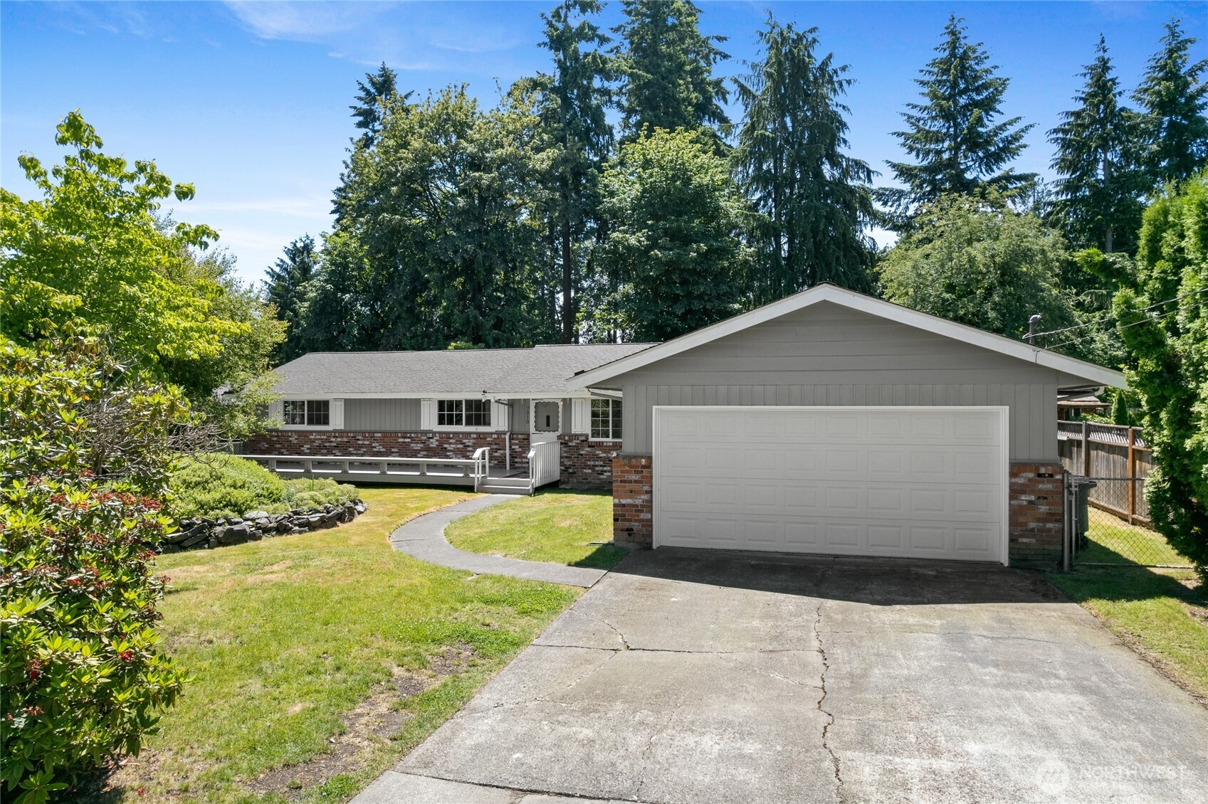 7310 99th Street Property Photo 1