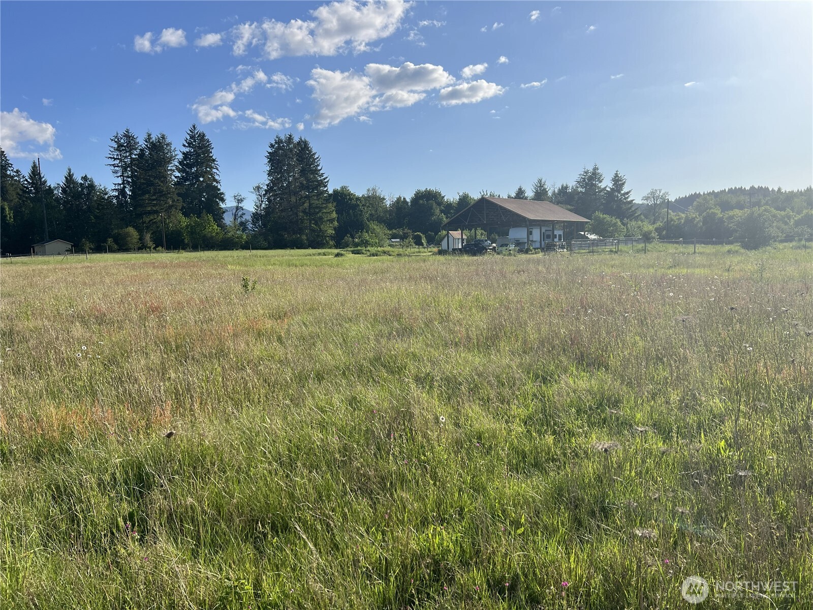 1899 State Route 506 Property Photo 1