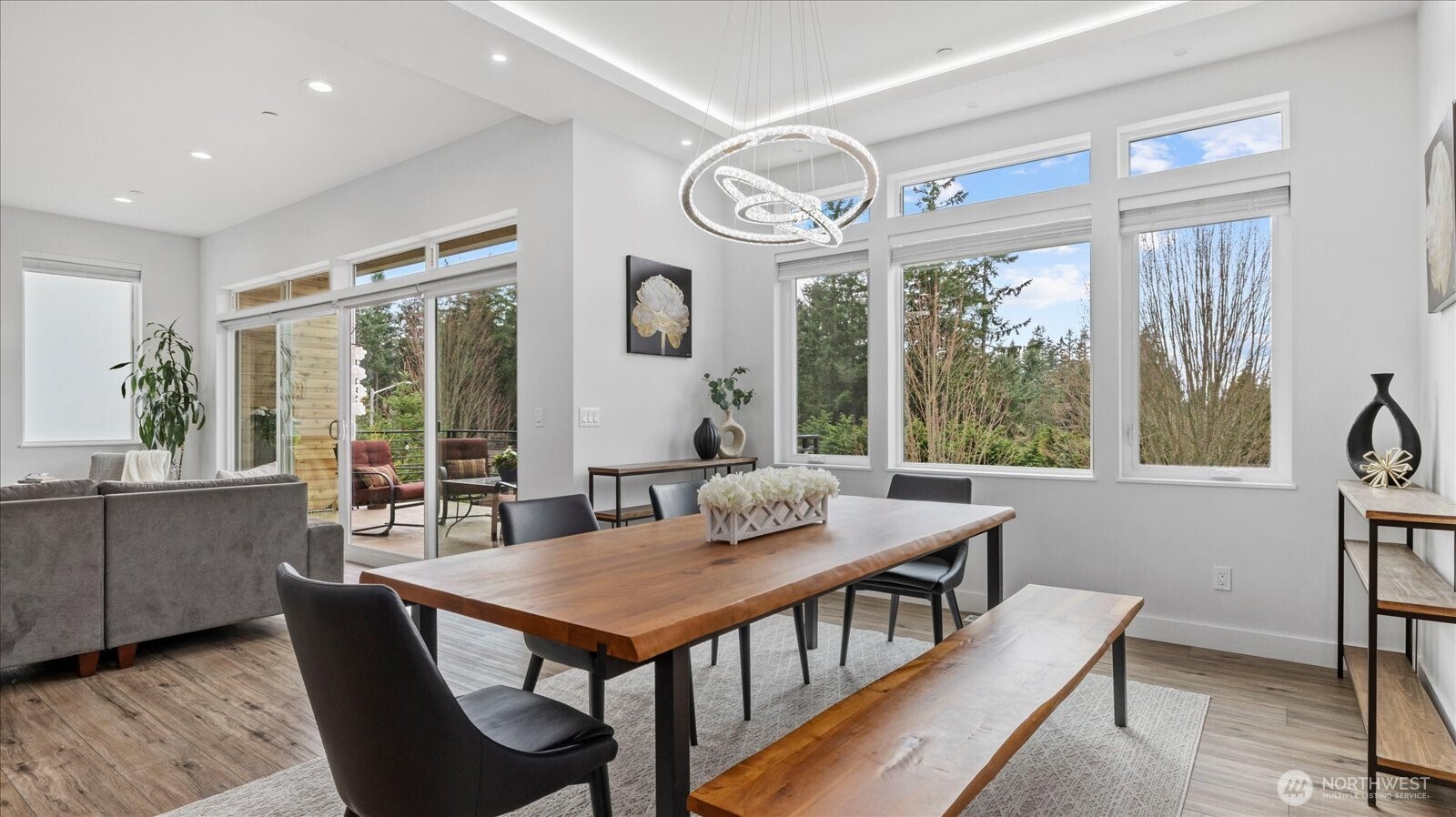 17123 69th Place Property Photo 3
