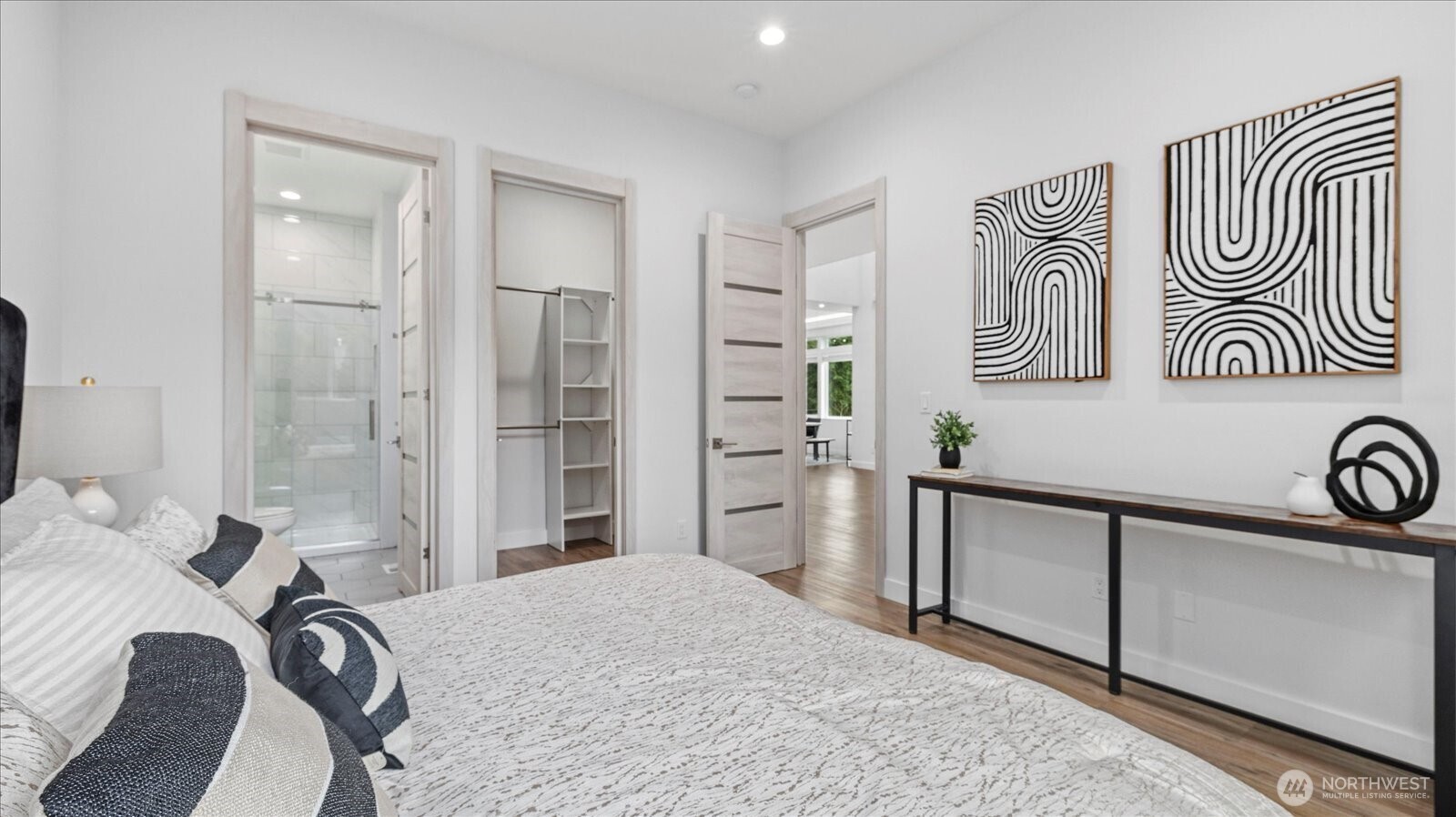 17123 69th Place Property Photo 12