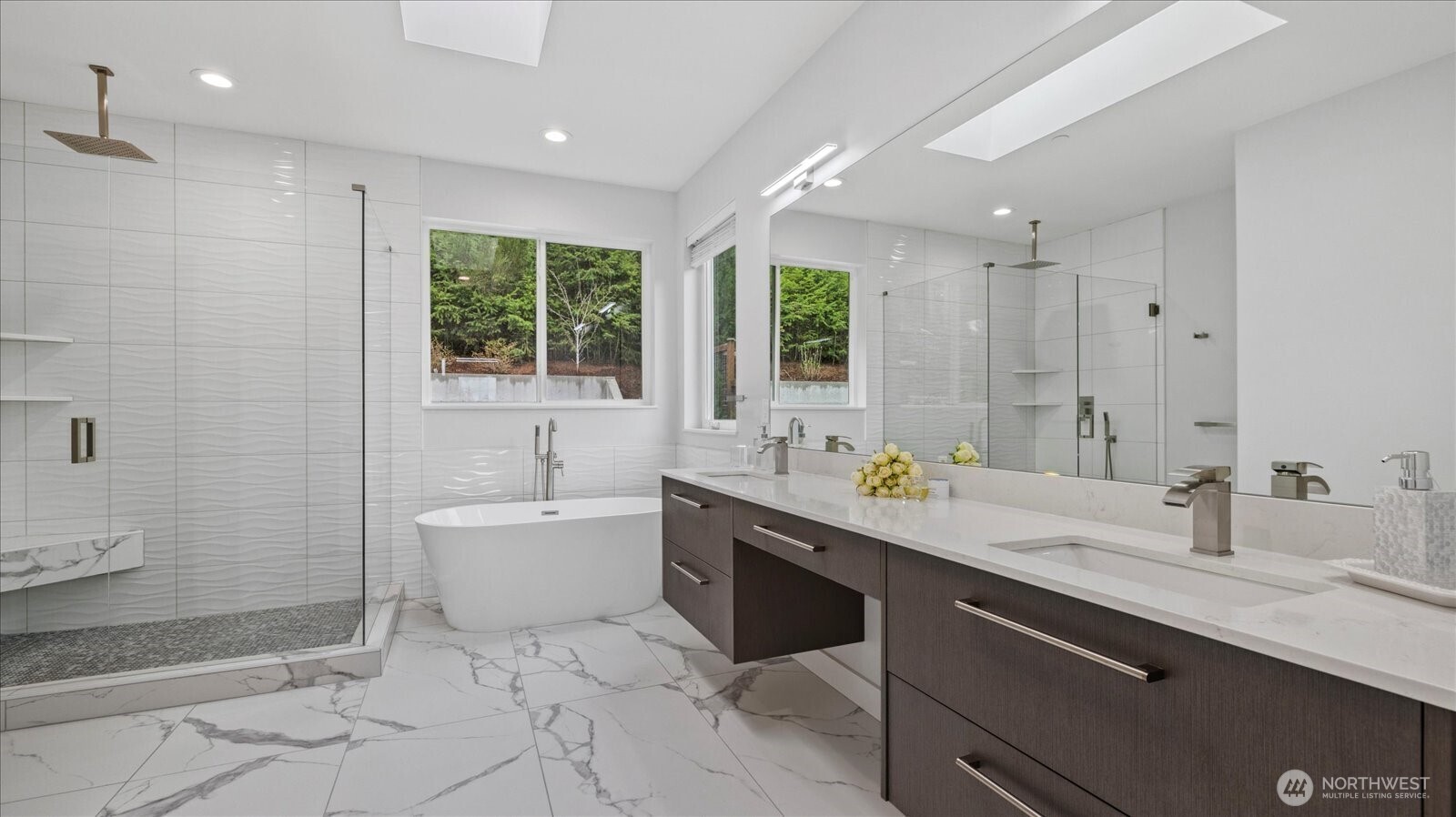 17123 69th Place Property Photo 18