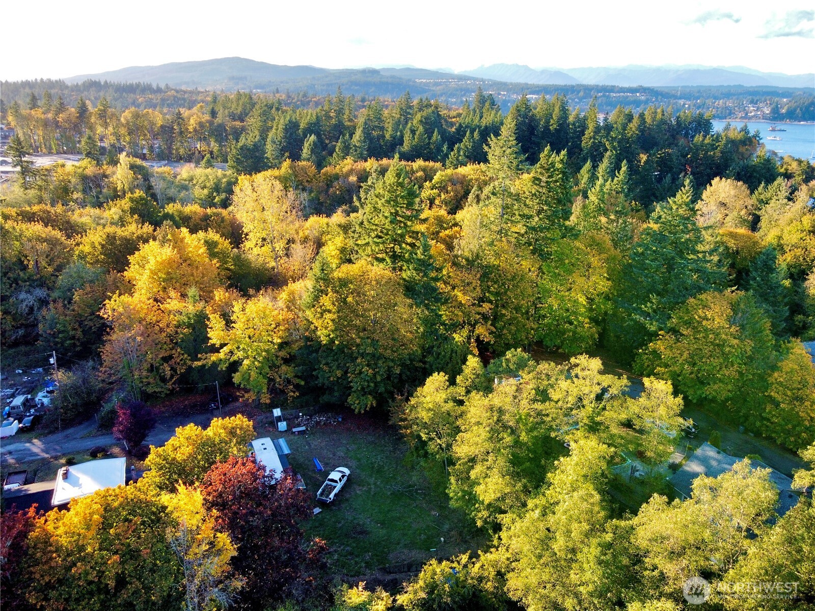 1109 Garrison Avenue Property Photo 5