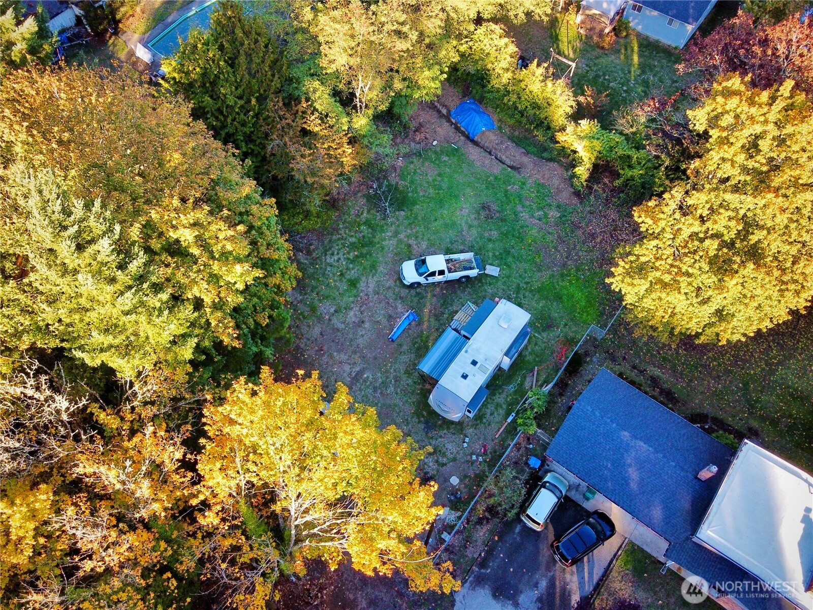 1109 Garrison Avenue Property Photo 6