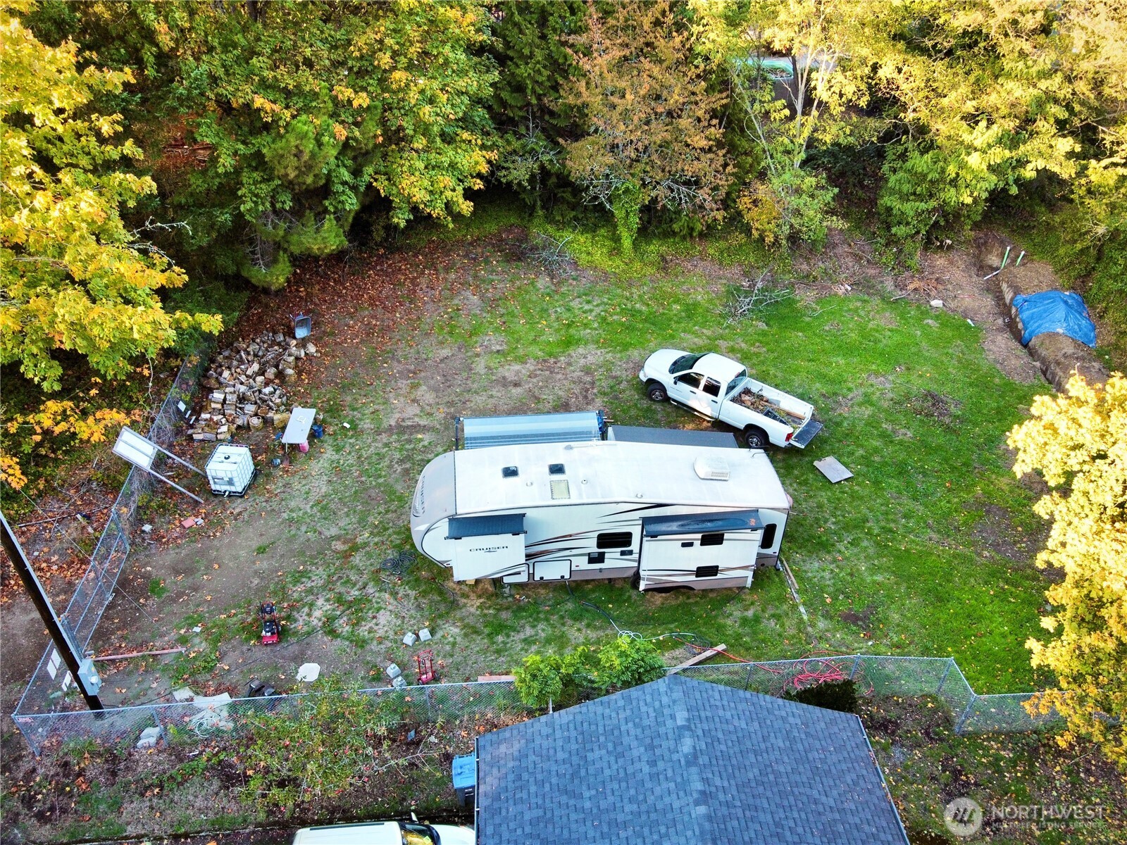 1109 Garrison Avenue Property Photo 10