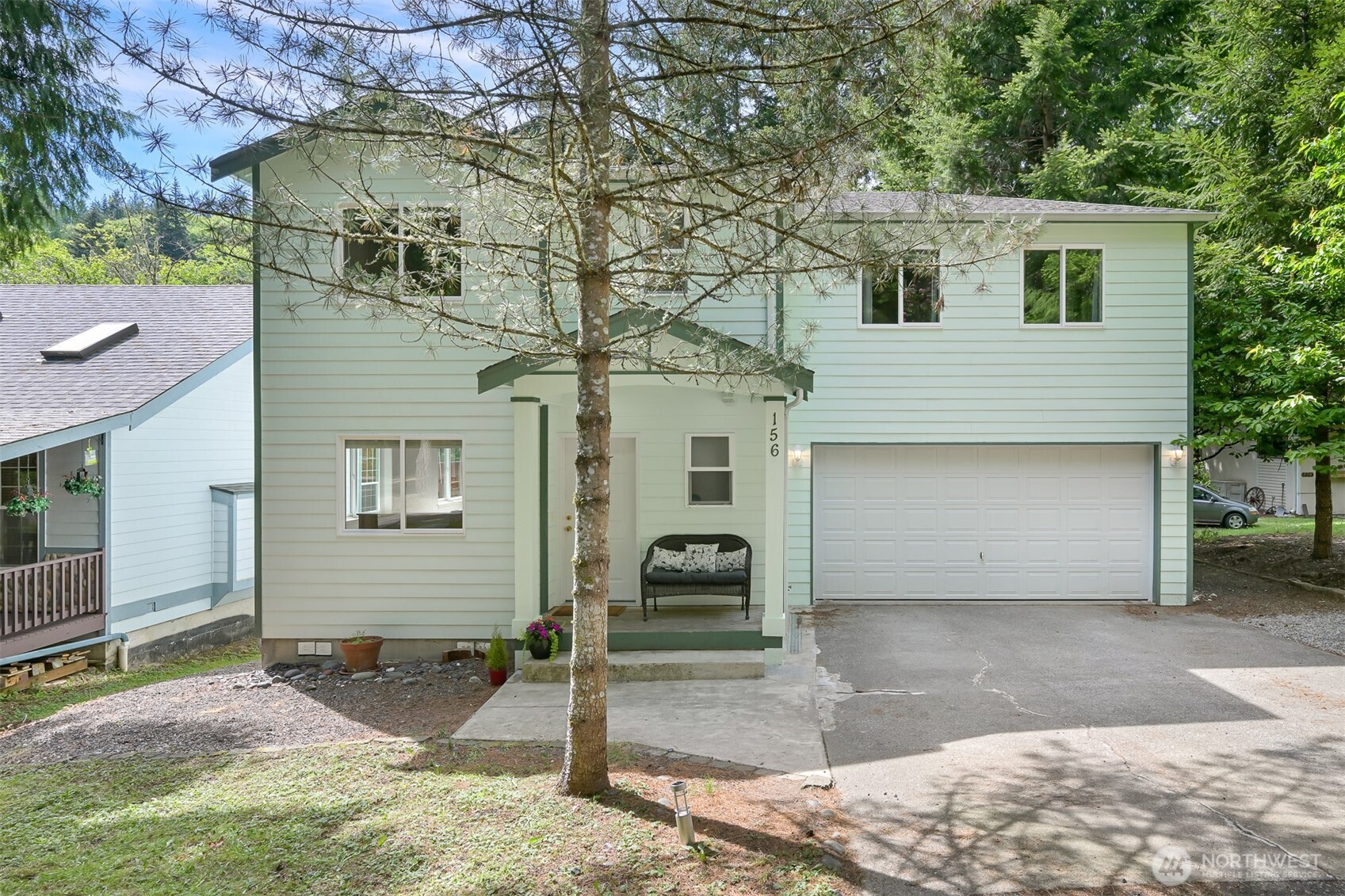 156 Windward Drive Property Photo 3