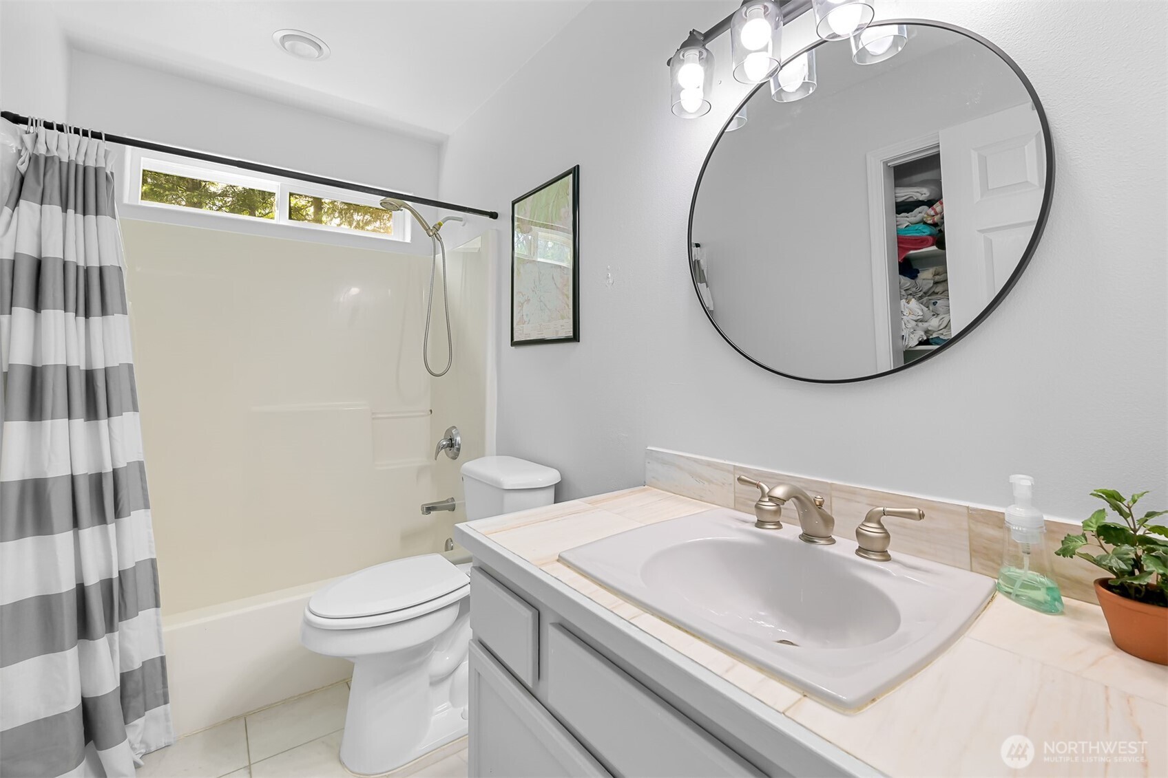 156 Windward Drive Property Photo 22