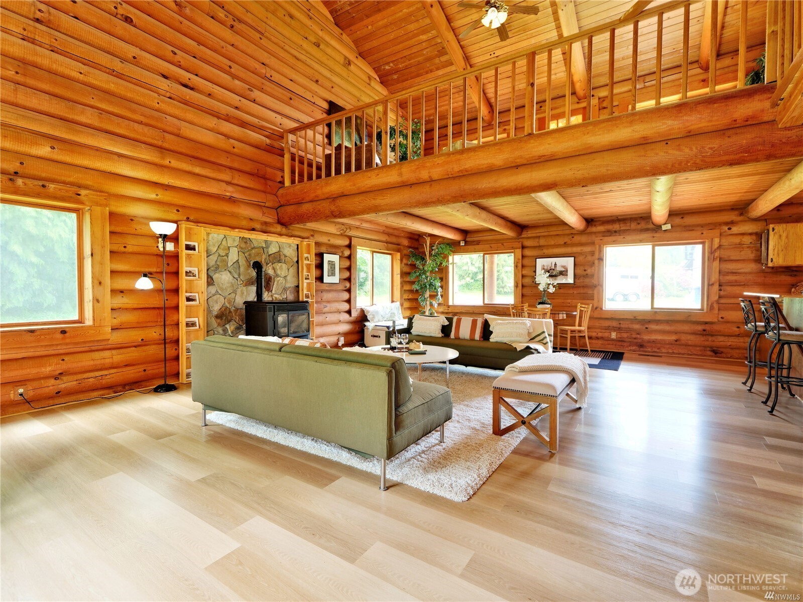 16320 58th Avenue Property Photo 3