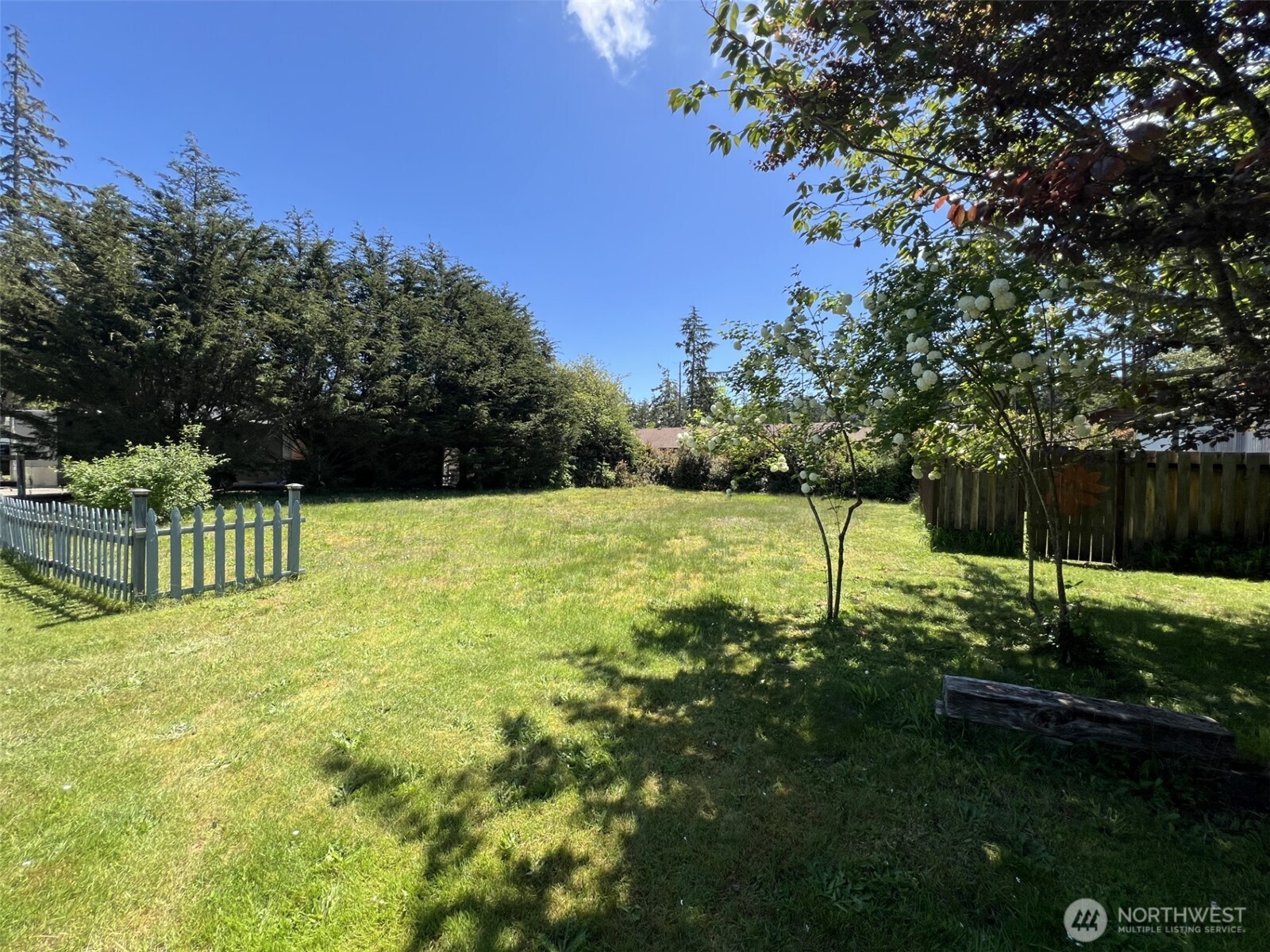 20207 Crane Place Property Photo 2