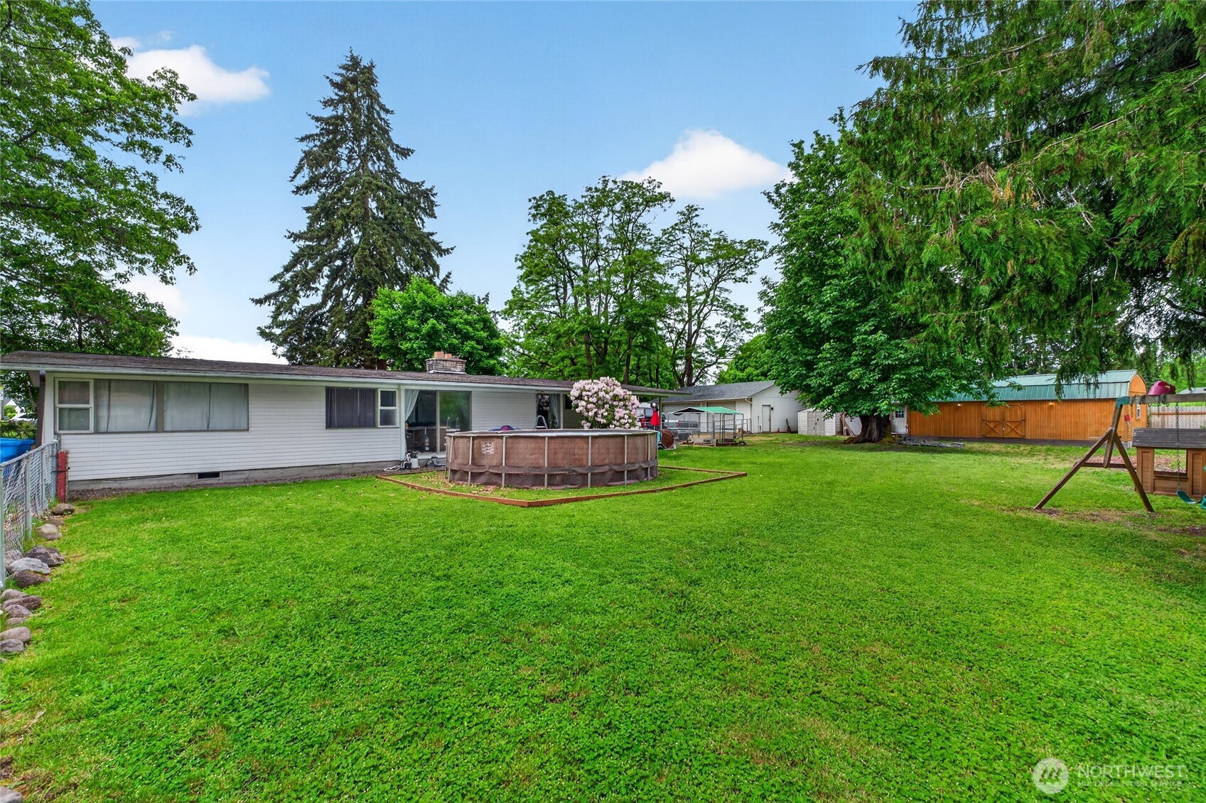 411 Tule Lake Rd Property Photo 6