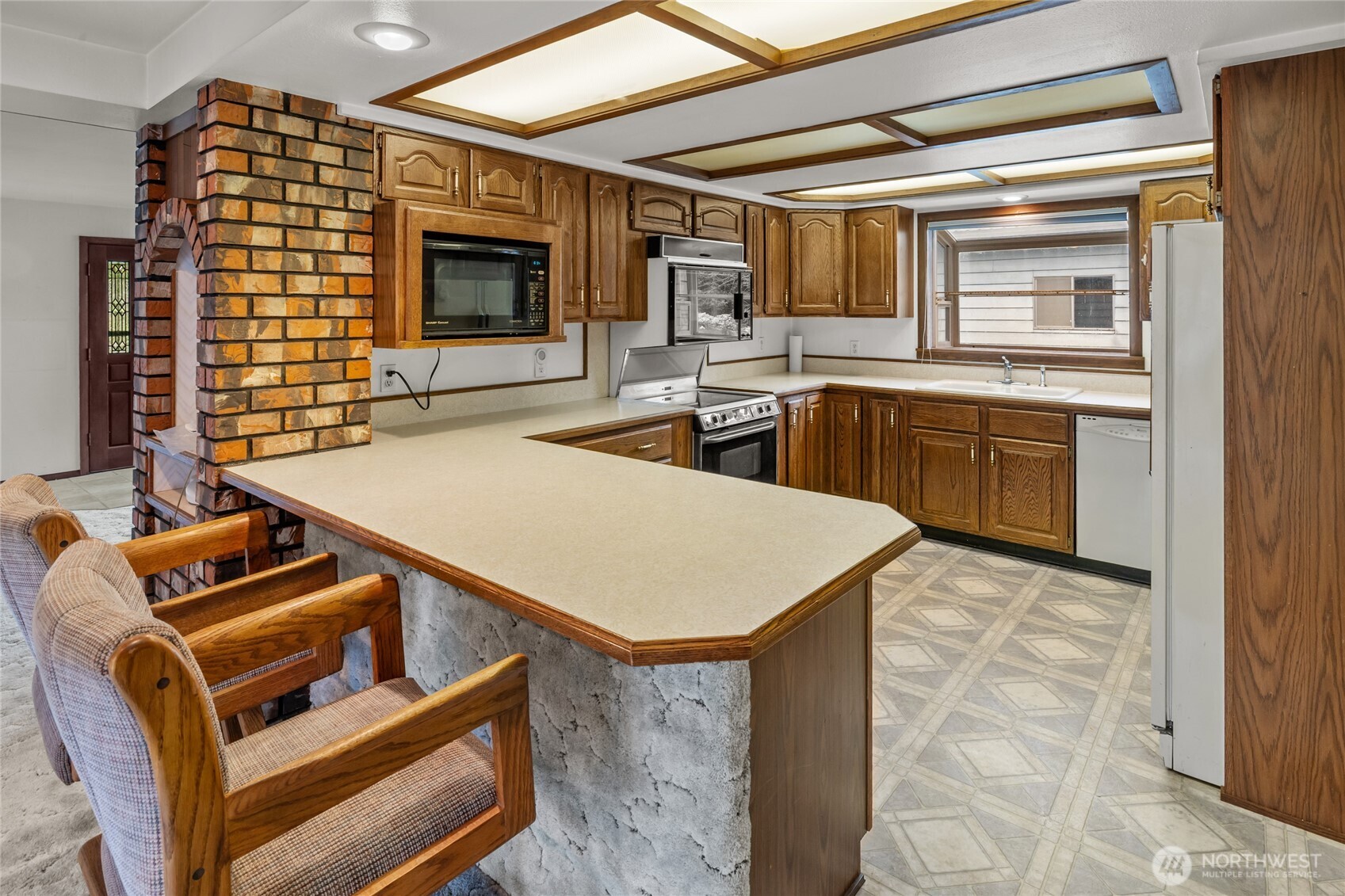 410 1st Street Property Photo 15