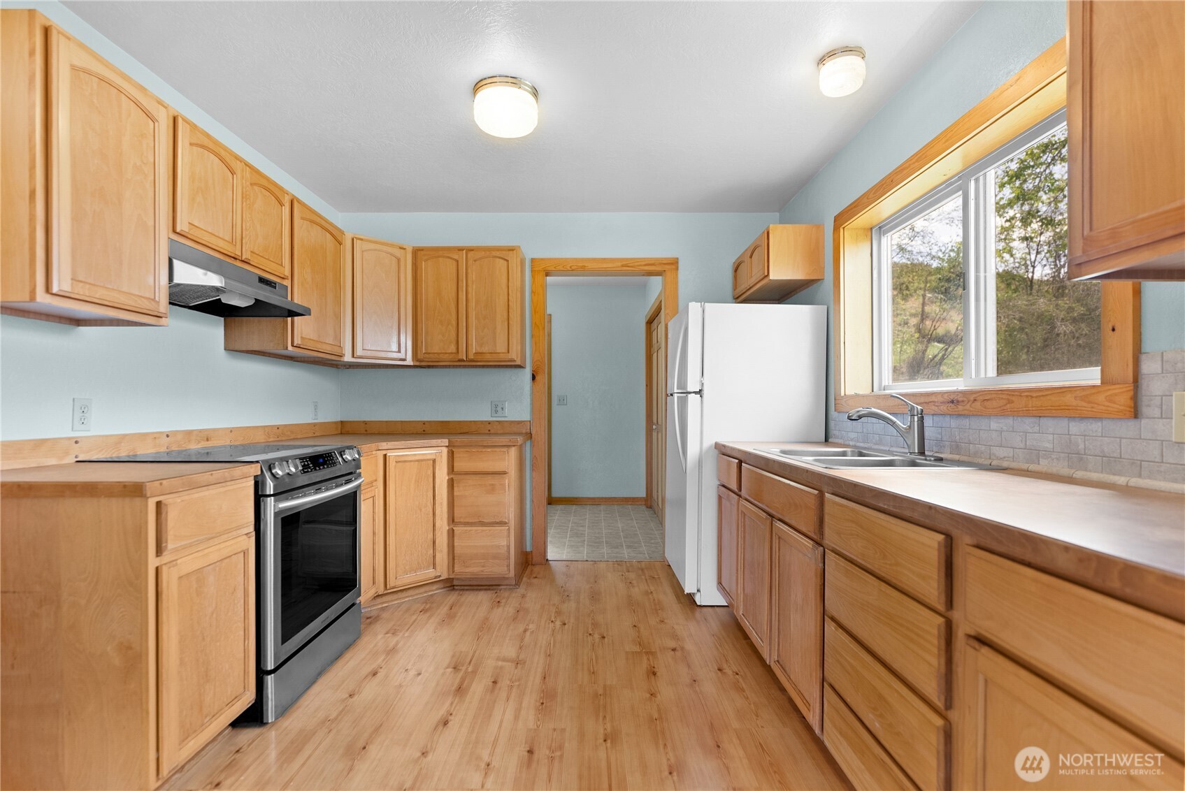 511 Bluff St Property Photo 11