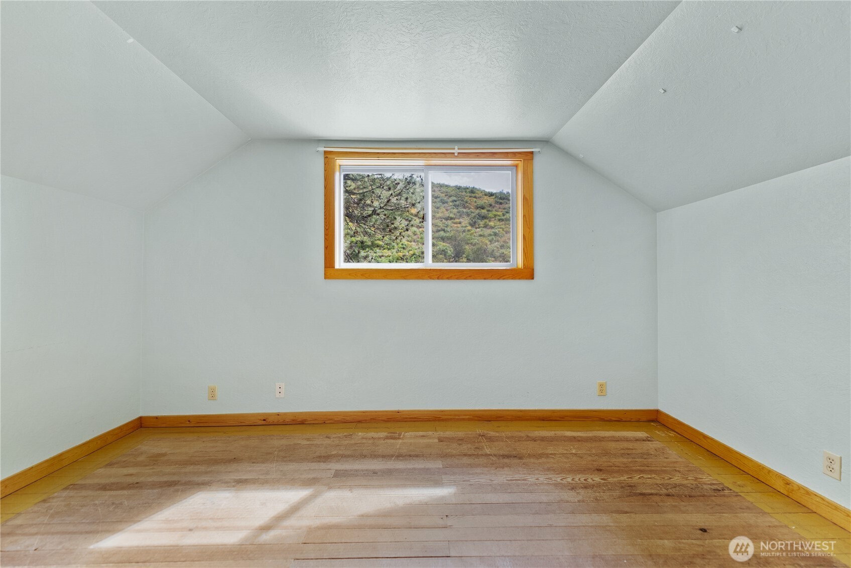 511 Bluff St Property Photo 29