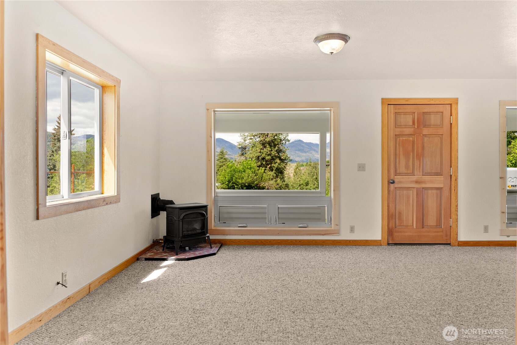 511 Bluff St Property Photo 31