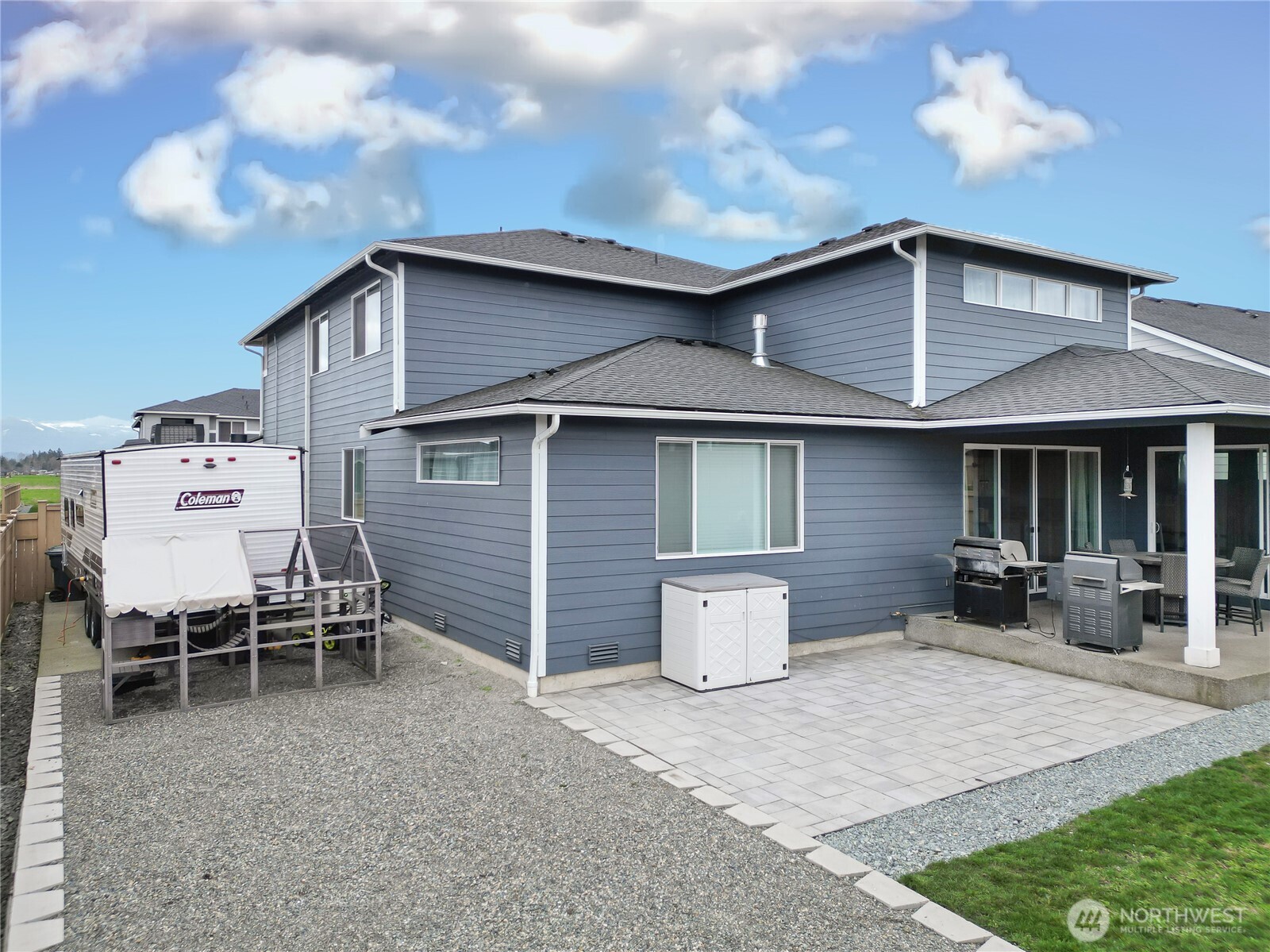 6610 232nd Avenue Property Photo 4