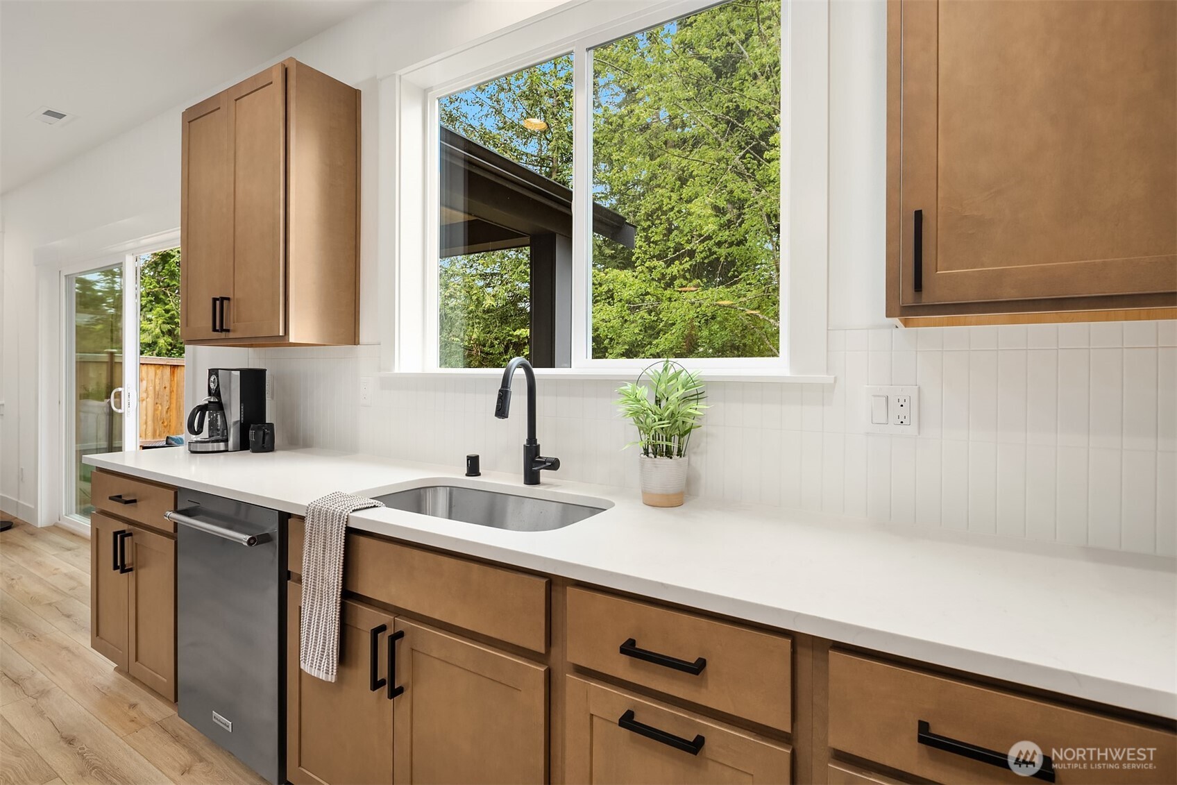 10668 Se 170th Place Property Photo 13
