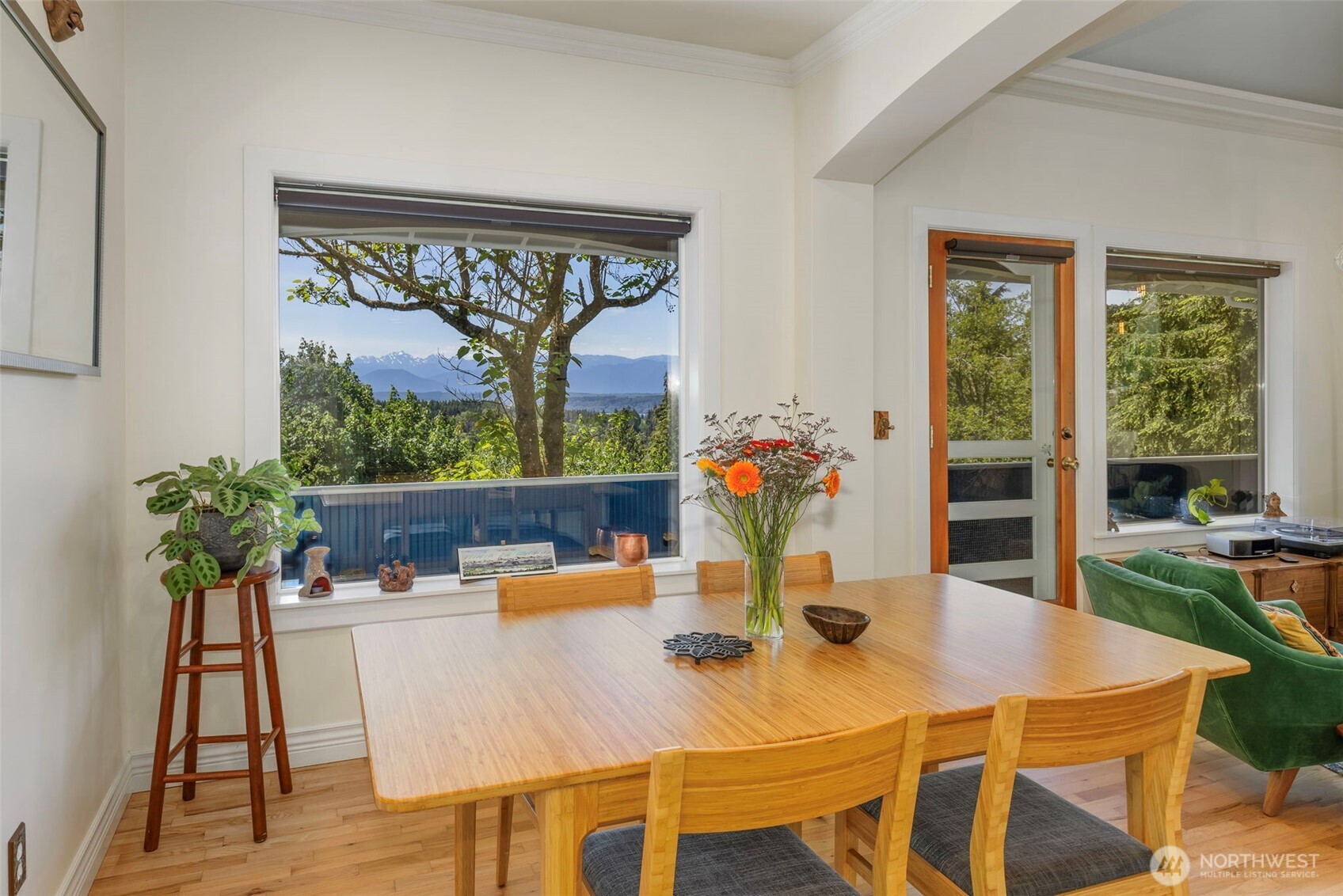 27170 Woodpecker Hill Road Property Photo 10