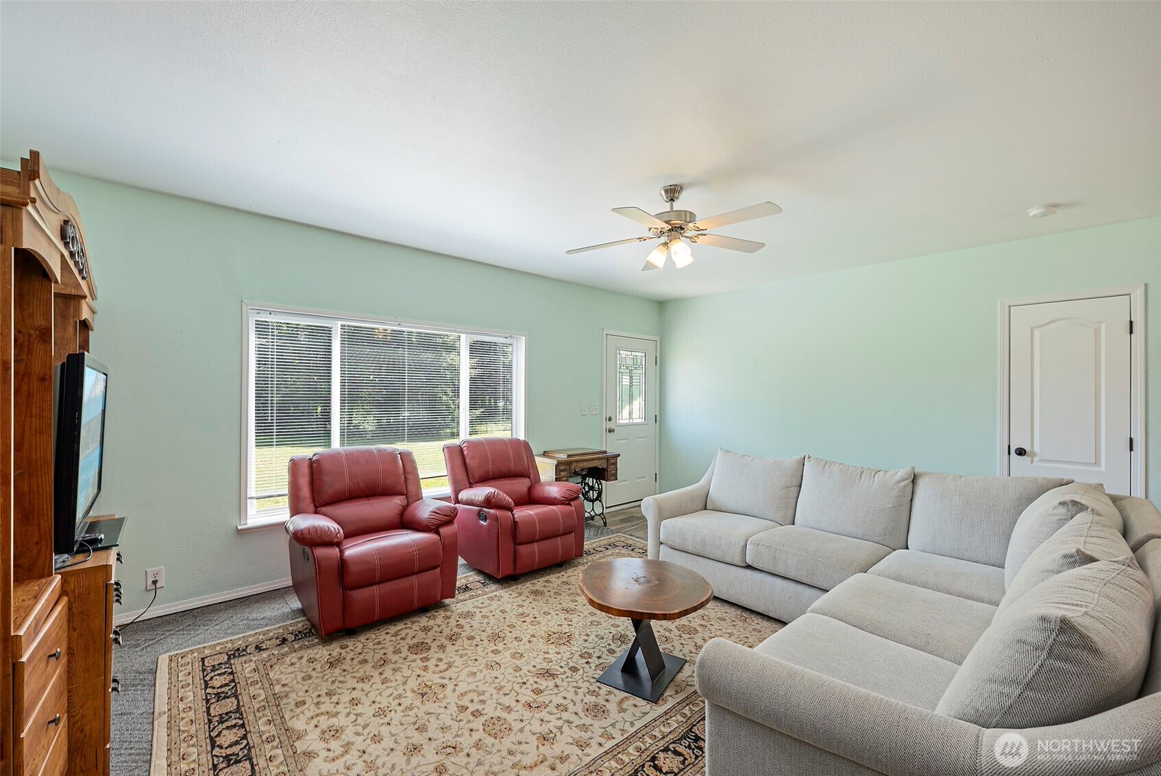 131 Marquee Lane Property Photo 8