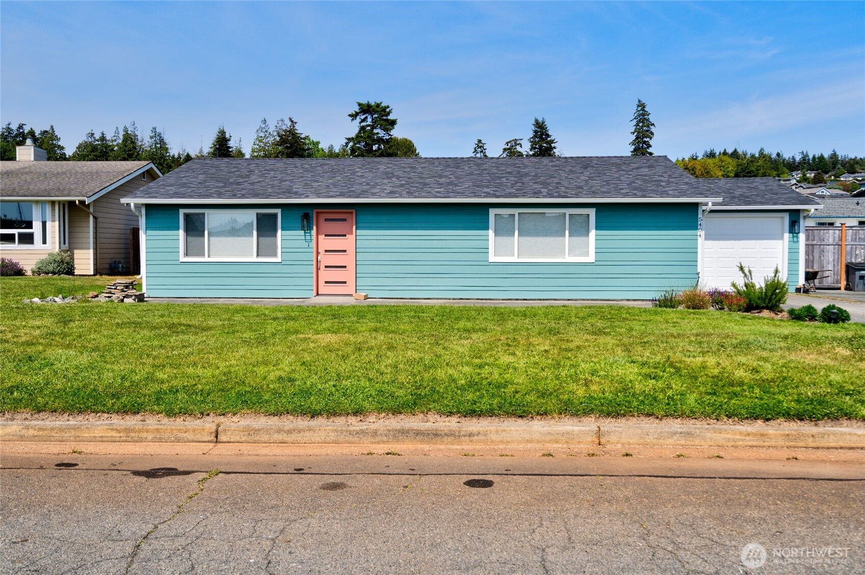 5404 Doon Way Property Photo 3
