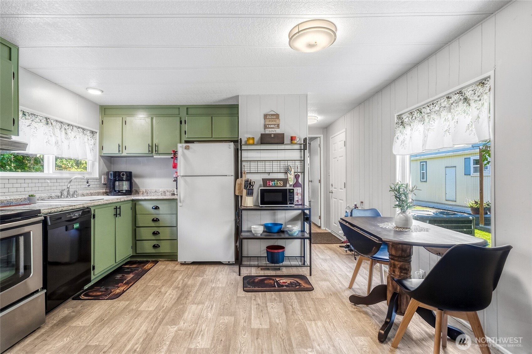 921 Se Scenic View Drive Property Photo 8