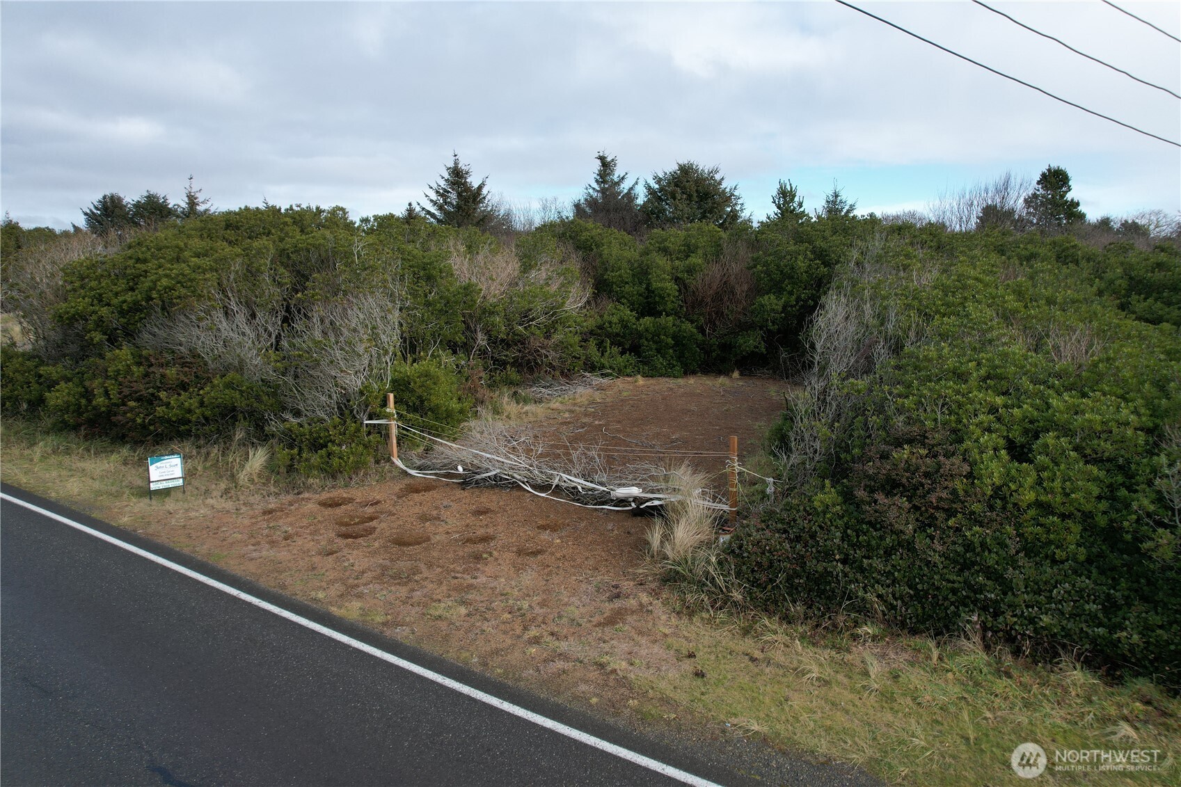 942 Ocean Shores Boulevard Property Photo 4