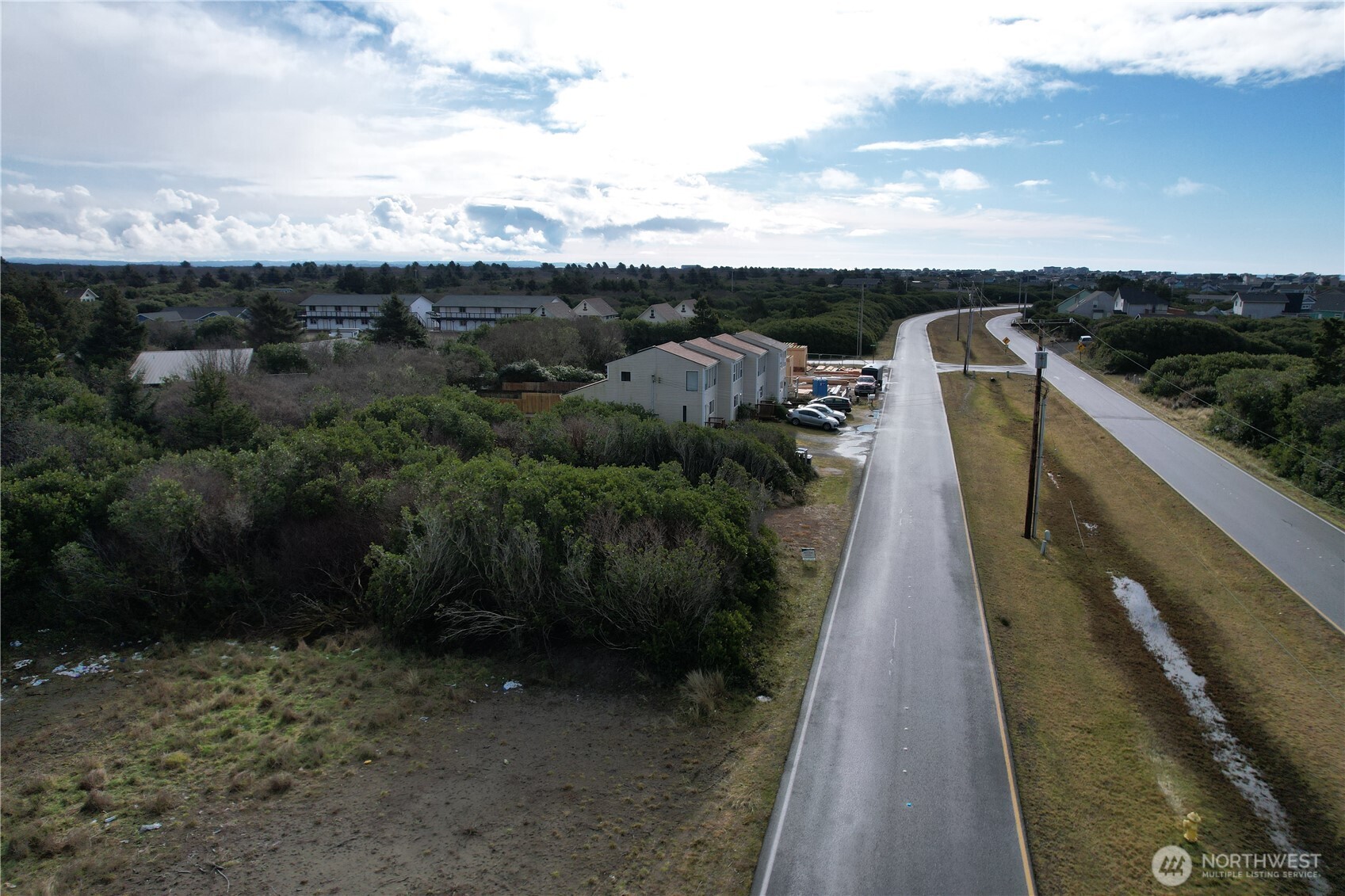 942 Ocean Shores Boulevard Property Photo 10