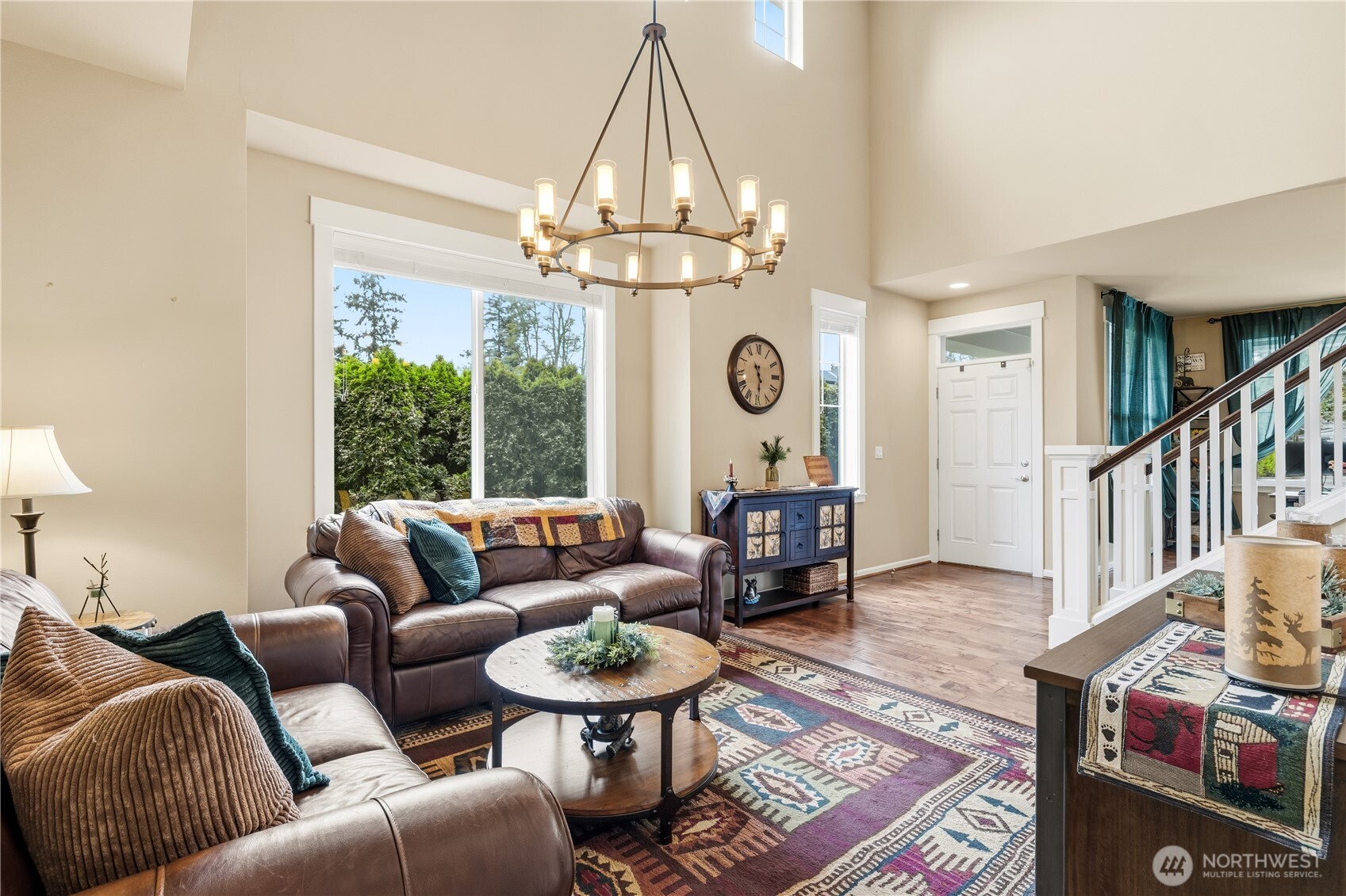 5001 70th Place Property Photo 3