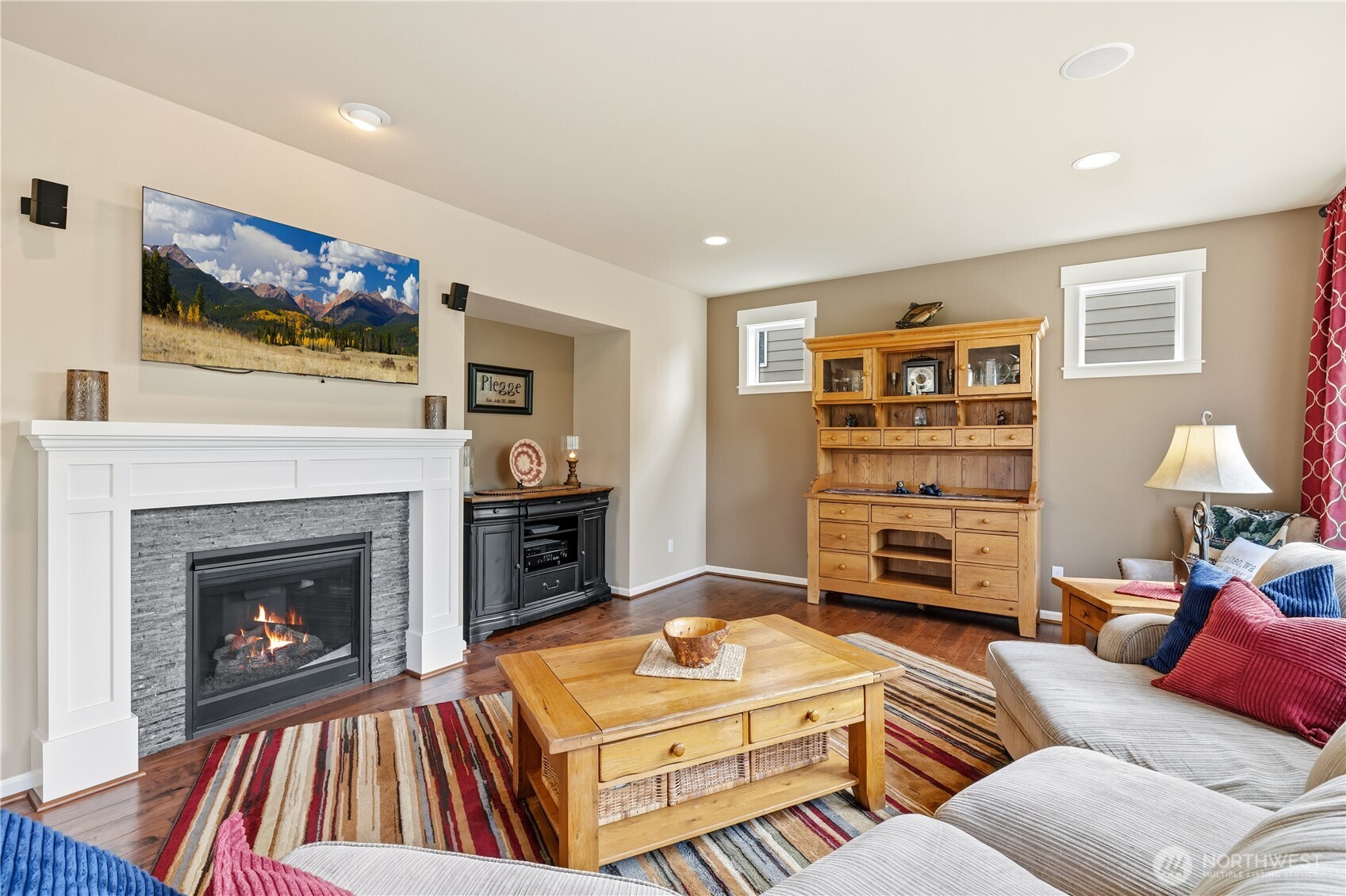 5001 70th Place Property Photo 10