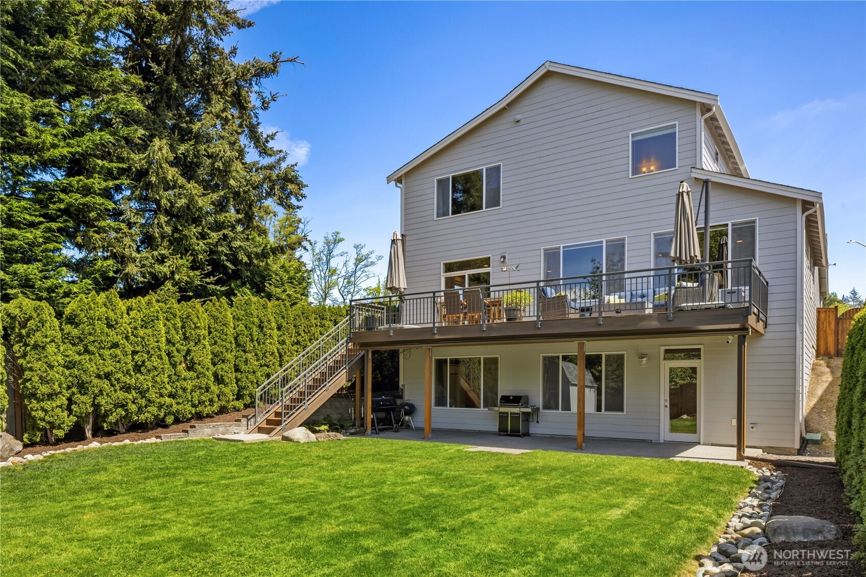 5001 70th Place Property Photo 37