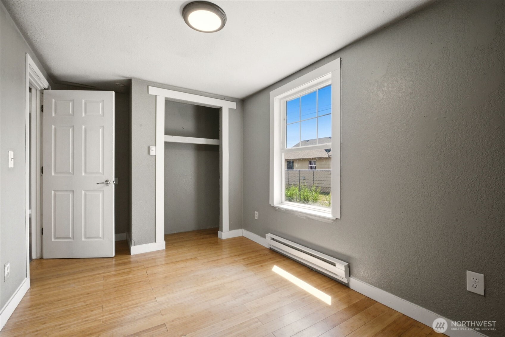 10 S 10th Street Property Photo 14
