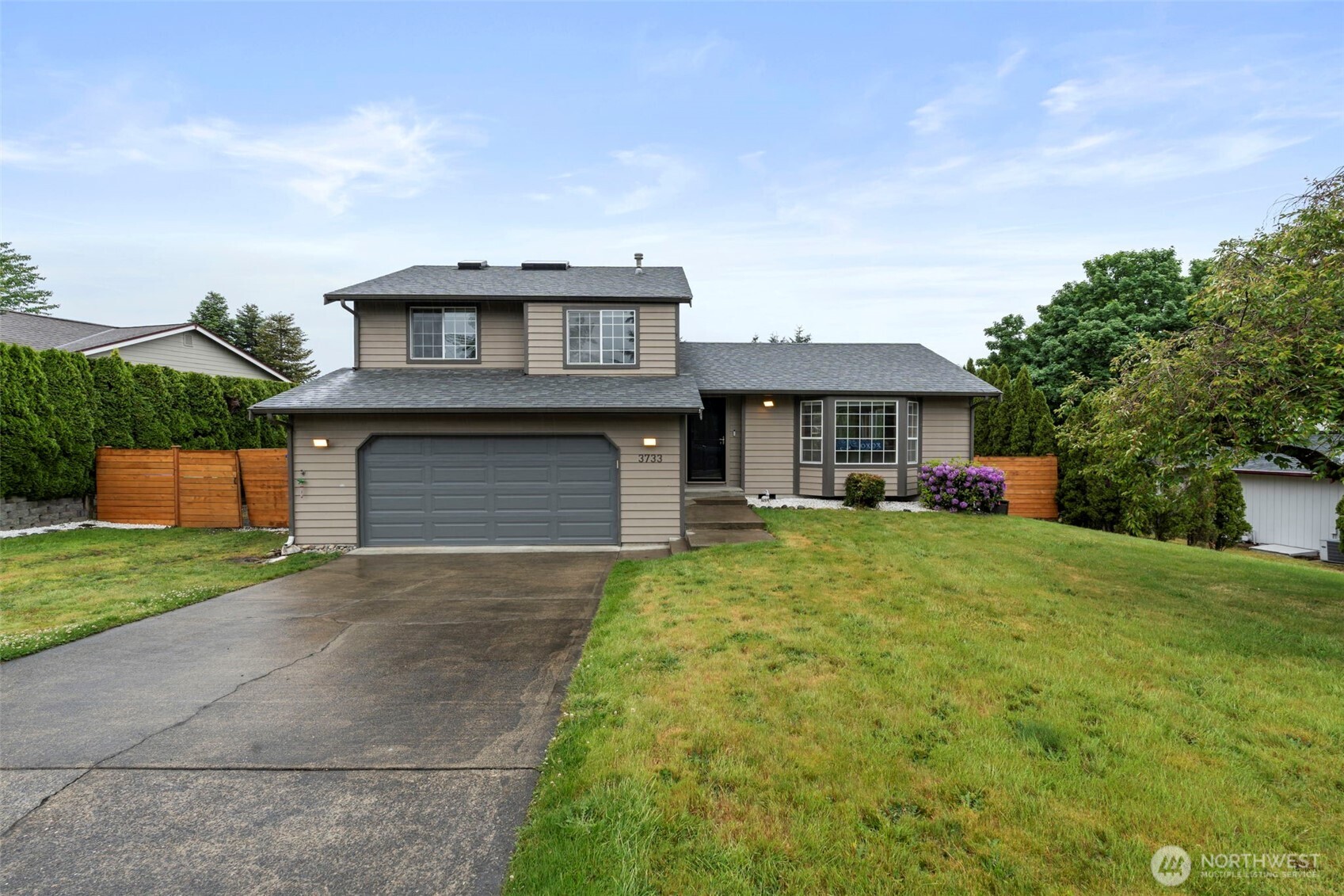 3733 Golden Eagle Loop Property Photo 1
