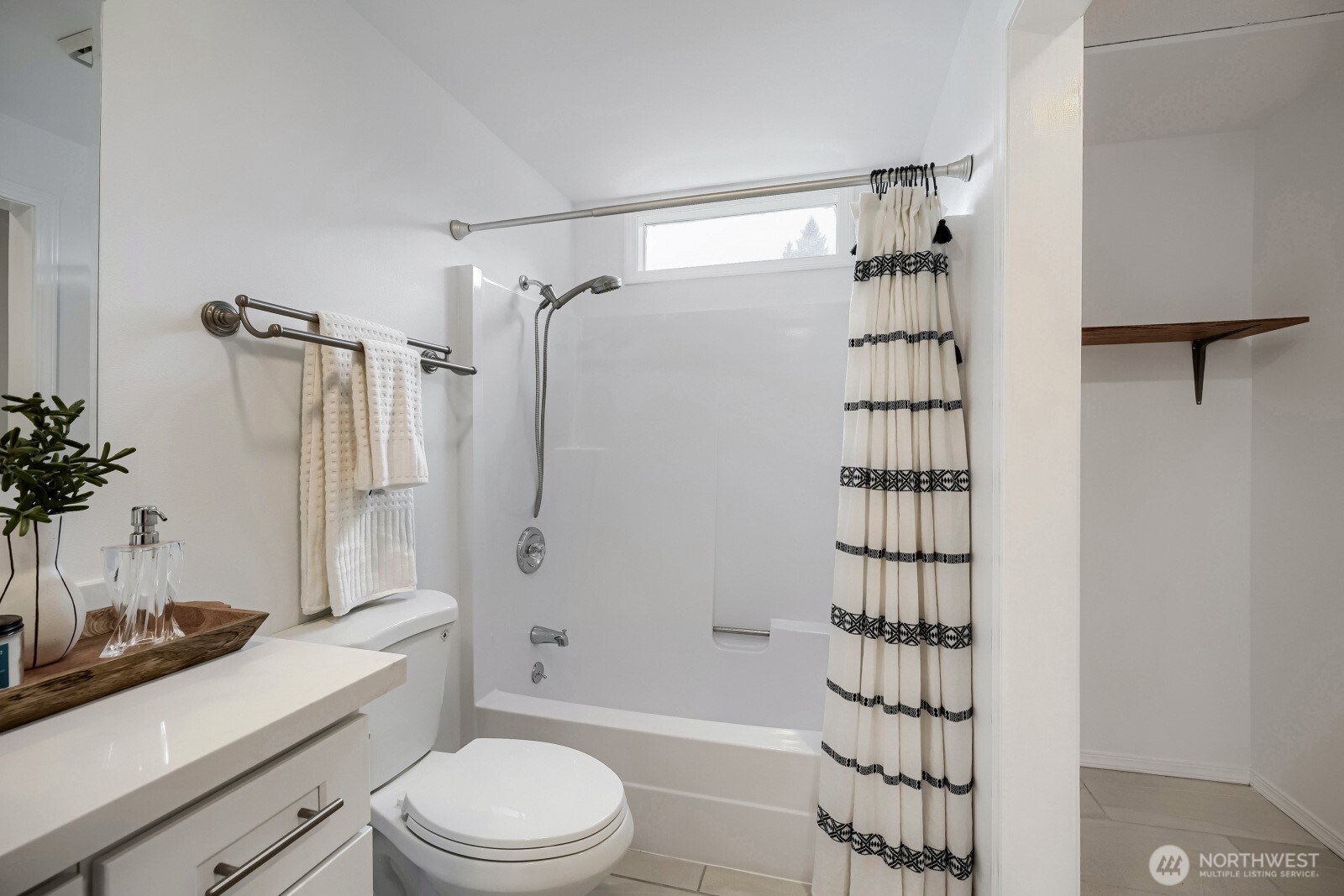 3929 Hoffman Court Property Photo 21