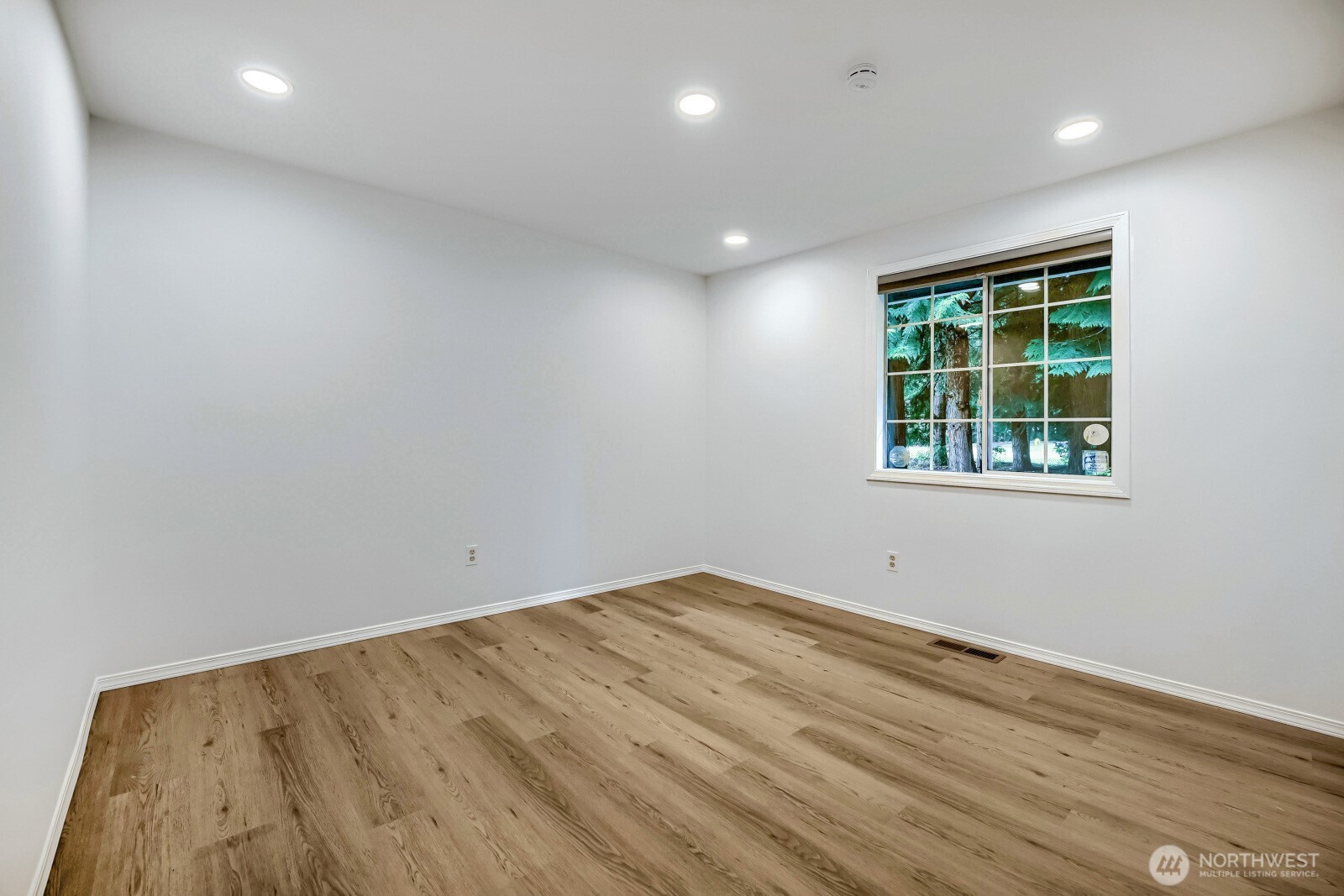 3929 Hoffman Court Property Photo 25