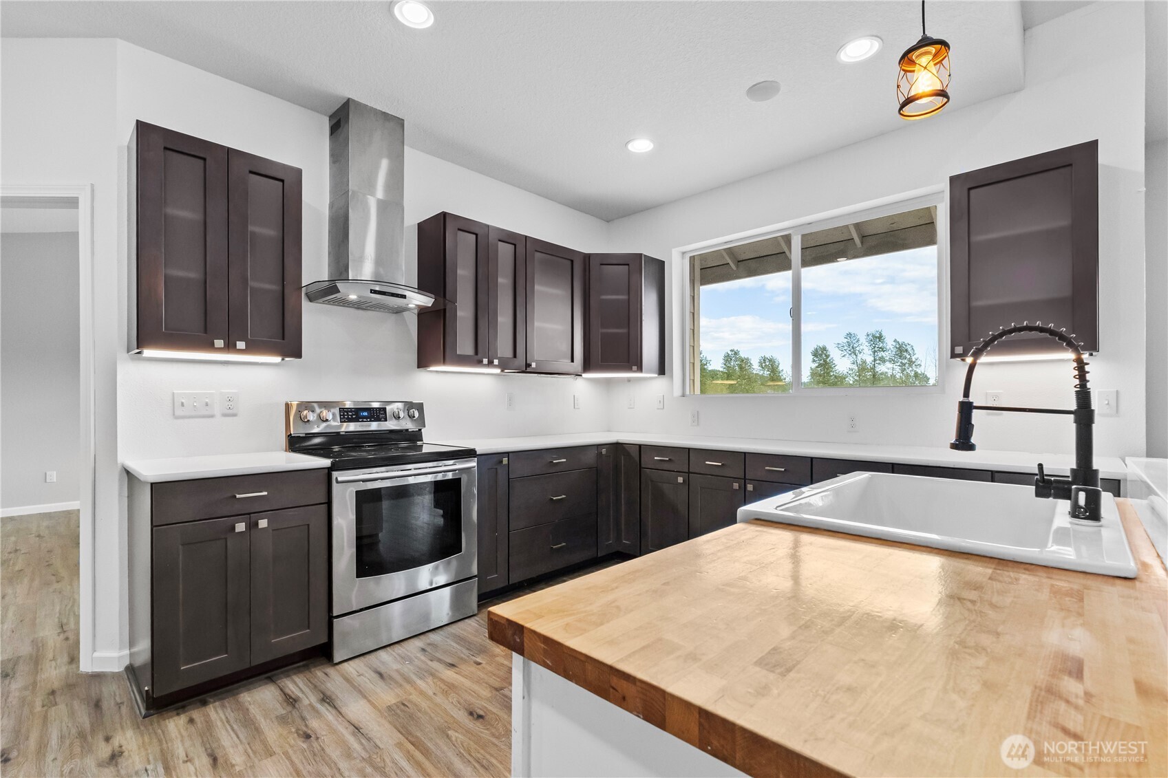 249 Flatt Road Property Photo 11