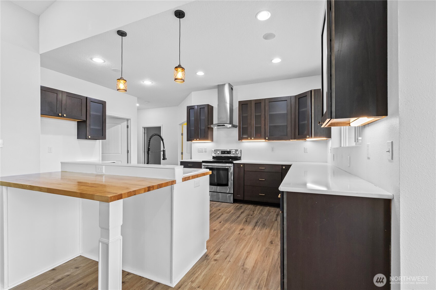 249 Flatt Road Property Photo 14