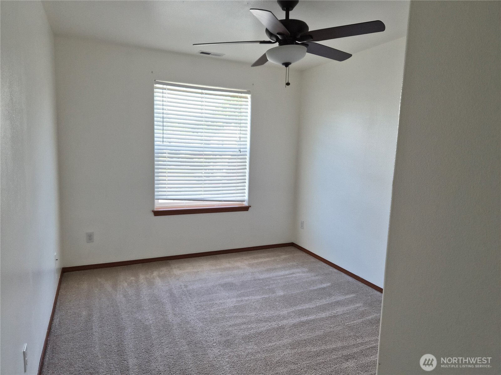 8230 54th Court Property Photo 11