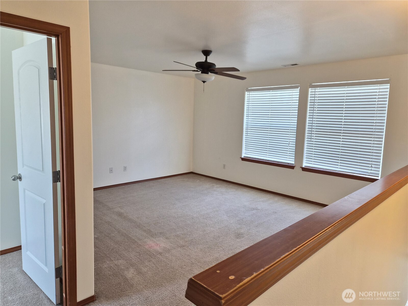 8230 54th Court Property Photo 13