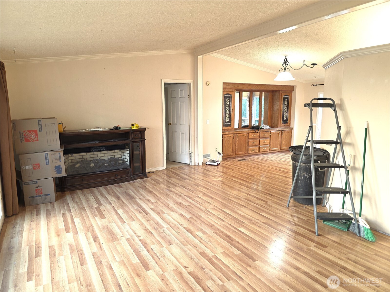 2421 S 370th Place 63 Property Photo 2
